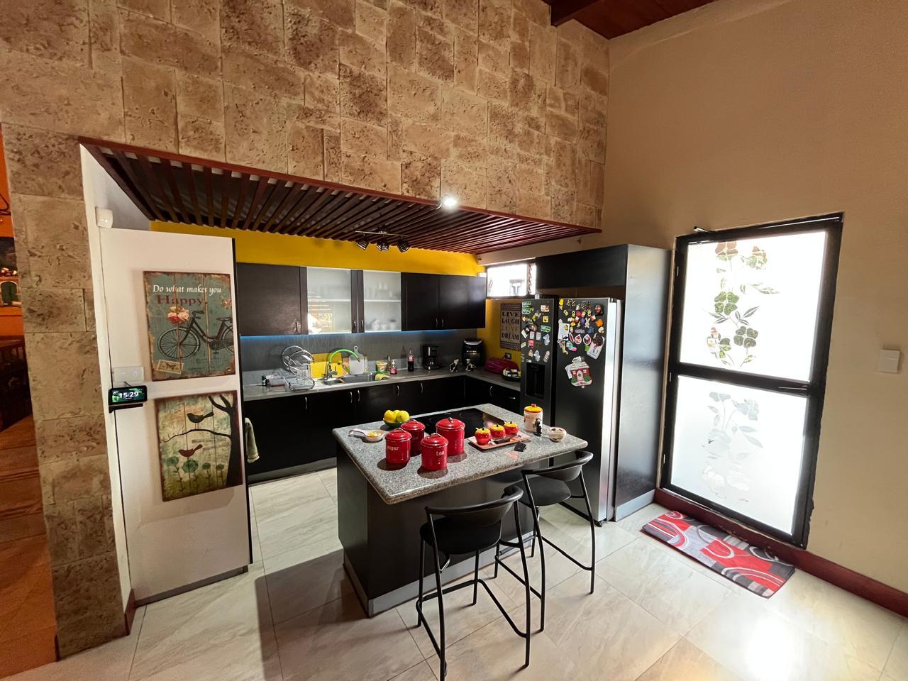Quinta en venta en Pichincha | Quito | Tumbaco, VILLAVEGA, TUMBACO, 253 m²