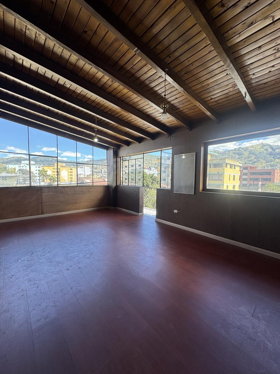 House for sale in Pichincha | Quito | El Recreo, Maximiliano Rodríguez 35 , Sector el letrero, 621 m²