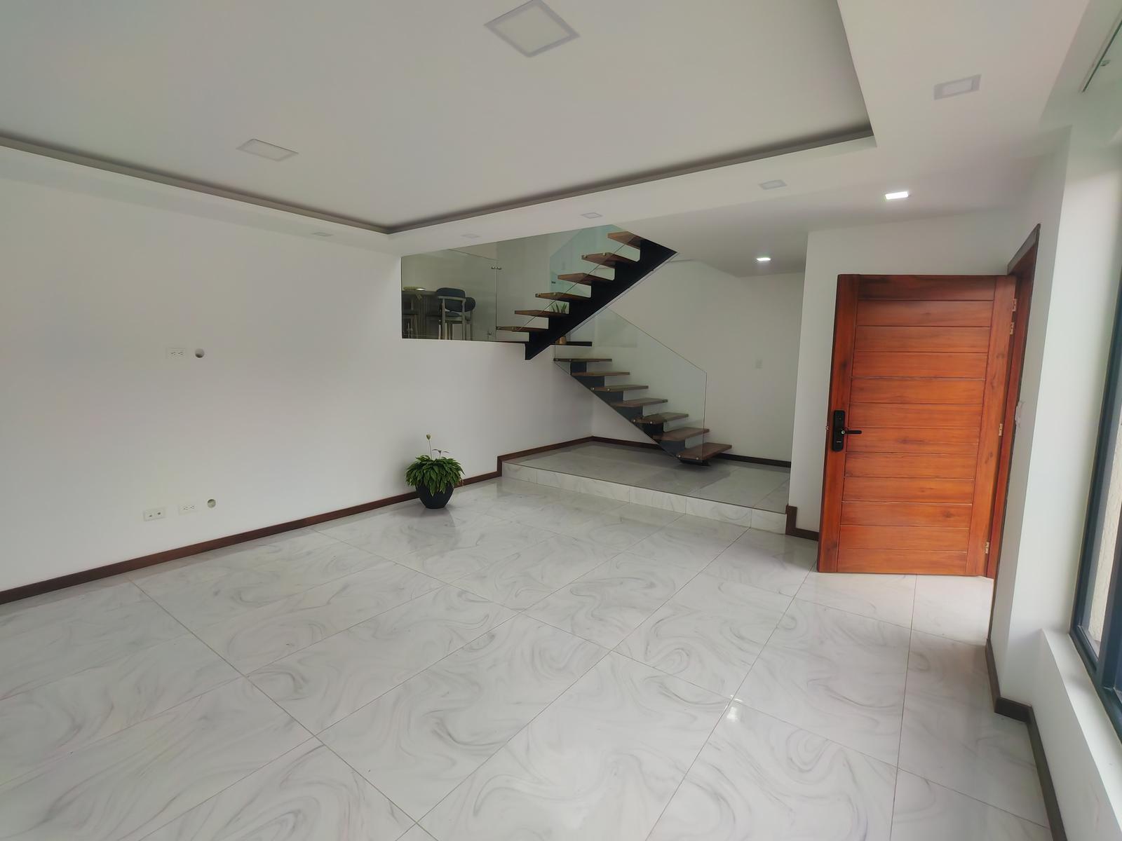 Casa en venta en Pichincha | Quito | Tumbaco, Tumbaco, Santa Rosa, calle Martín Velasco, 163 m²