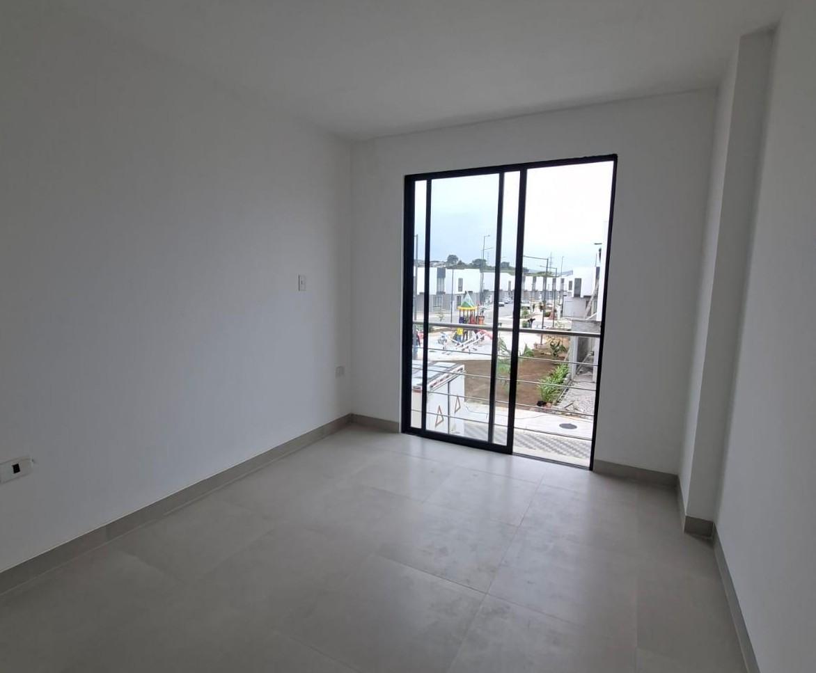 House for sale in Ecuador | Guayas | Guayaquil, Avenida Narcisa de Jesús, 97 m²