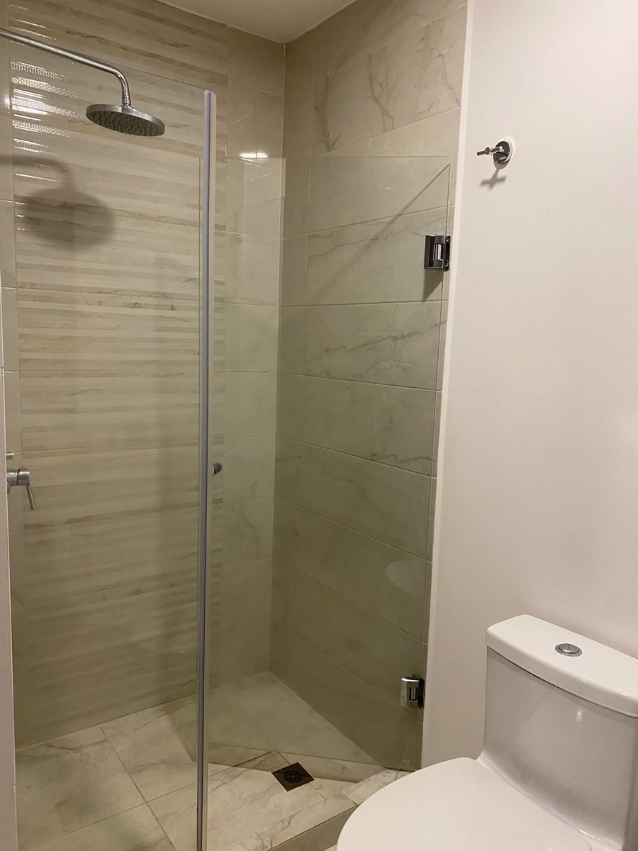 Departamento en venta en Pichincha | Quito | La Carolina, SUITE EN PISO ALTO AMOBLADA, 64 m²