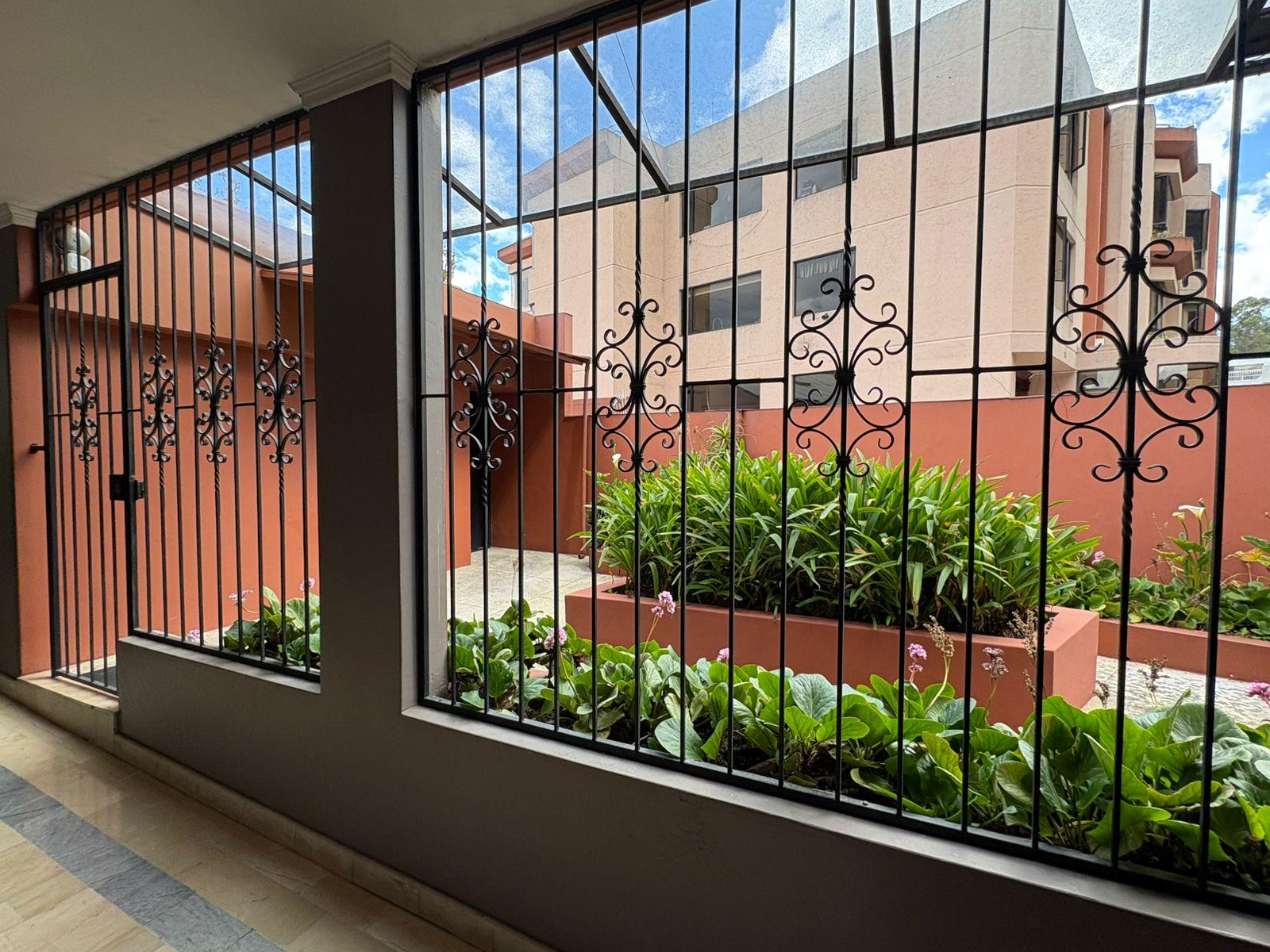 Departamento en alquiler en Pichincha | Quito | El Bosque, PENHOUSE D LUJO | PISO COMPLETO EN COLINAS DEL PICHINCHA | 879 M2, 880 m²