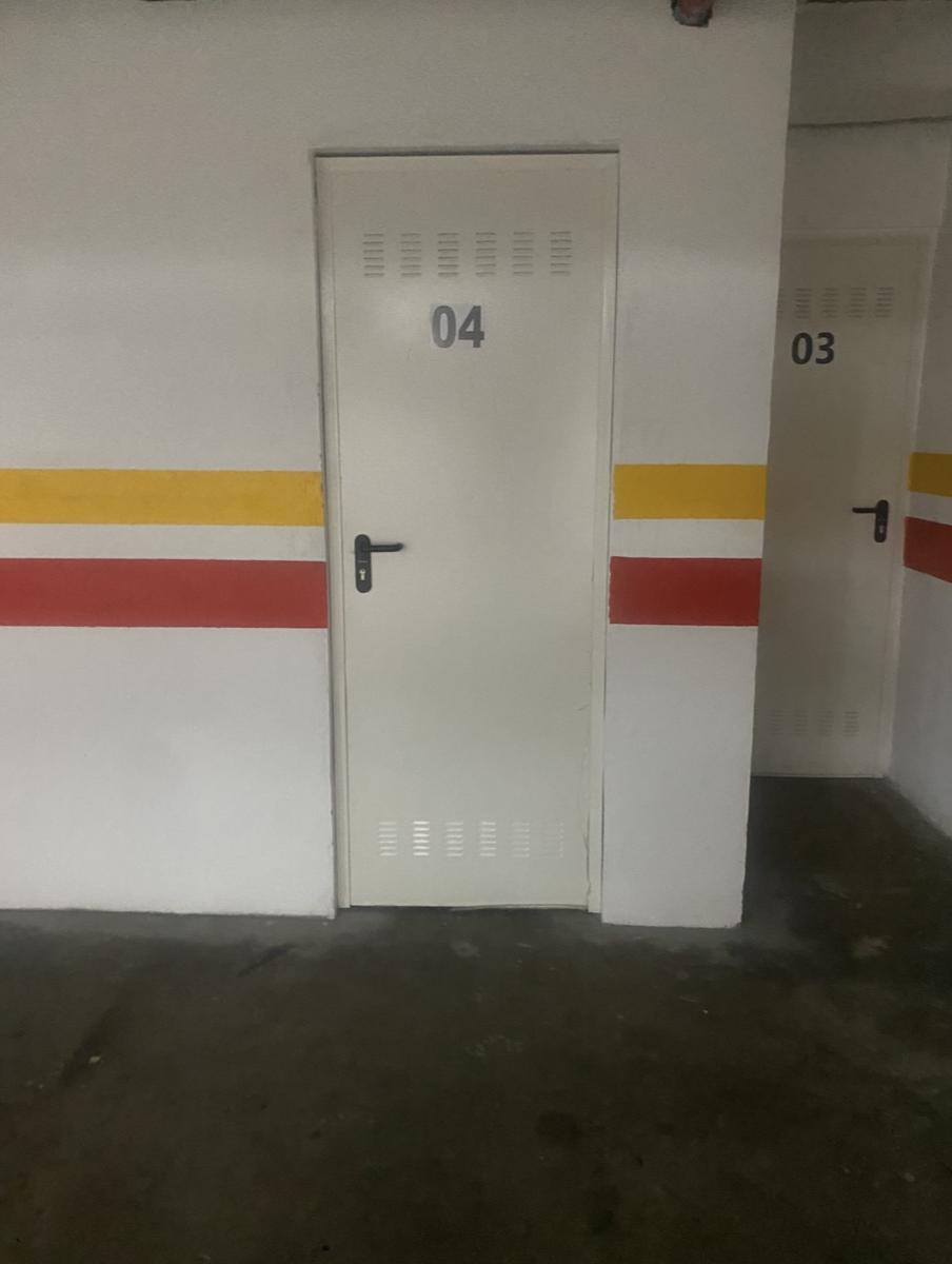 Oficina en venta en Pichincha | Quito | La Colón, La Pinta,Frente a la Embajada de España, 73 m²