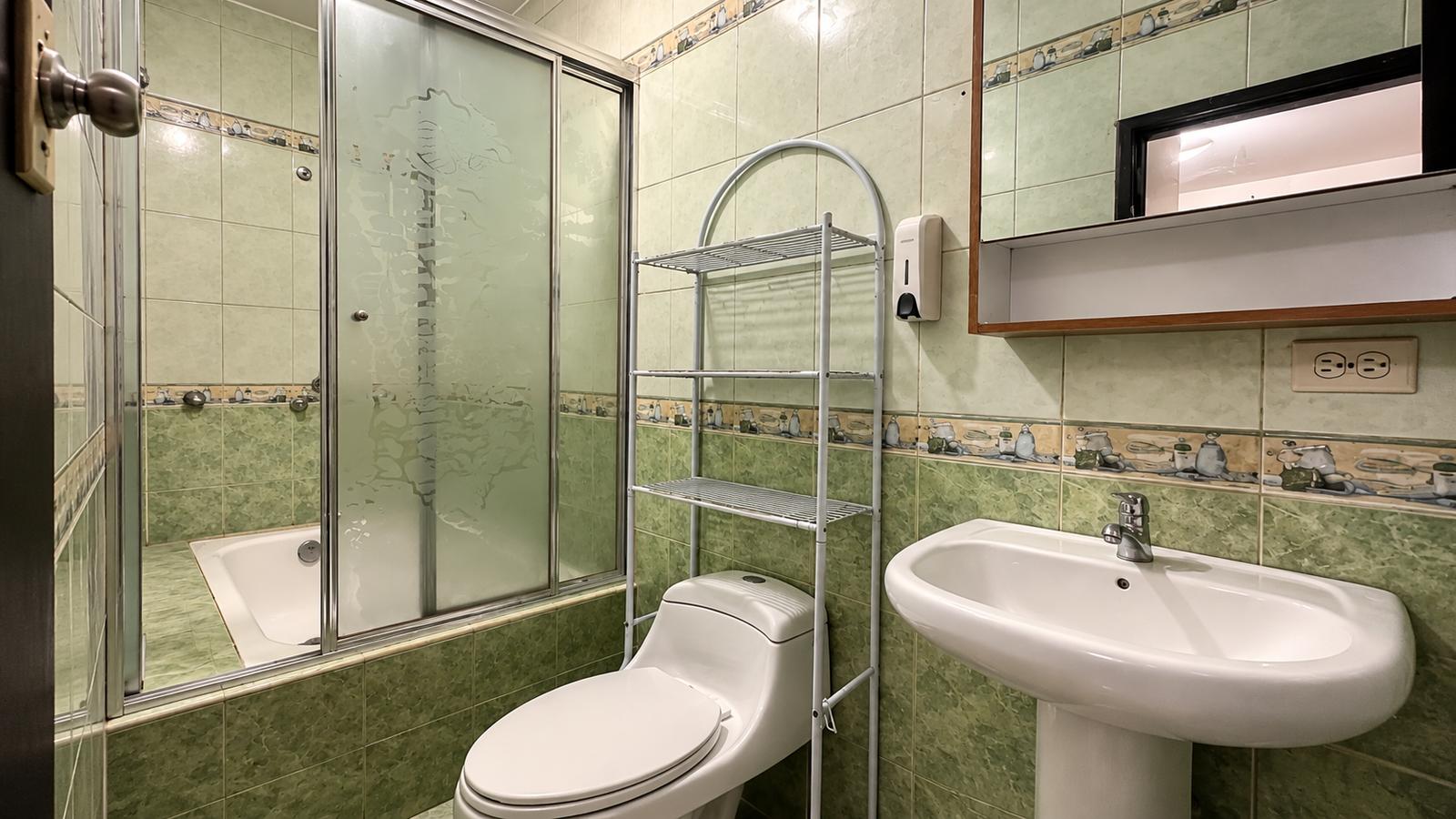 Commercial building for sale in Manabí | Manta | Centro de Manta, AVE 22 ENTRE CALLE 14 Y 15 1