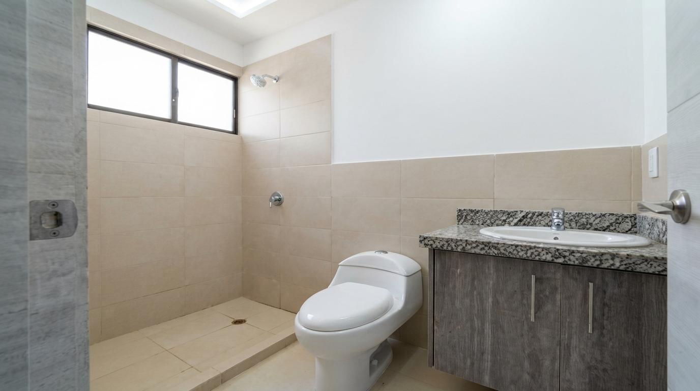 Casa en venta en Ecuador | Guayas | Guayaquil, Vía a la Costa, 102 m²