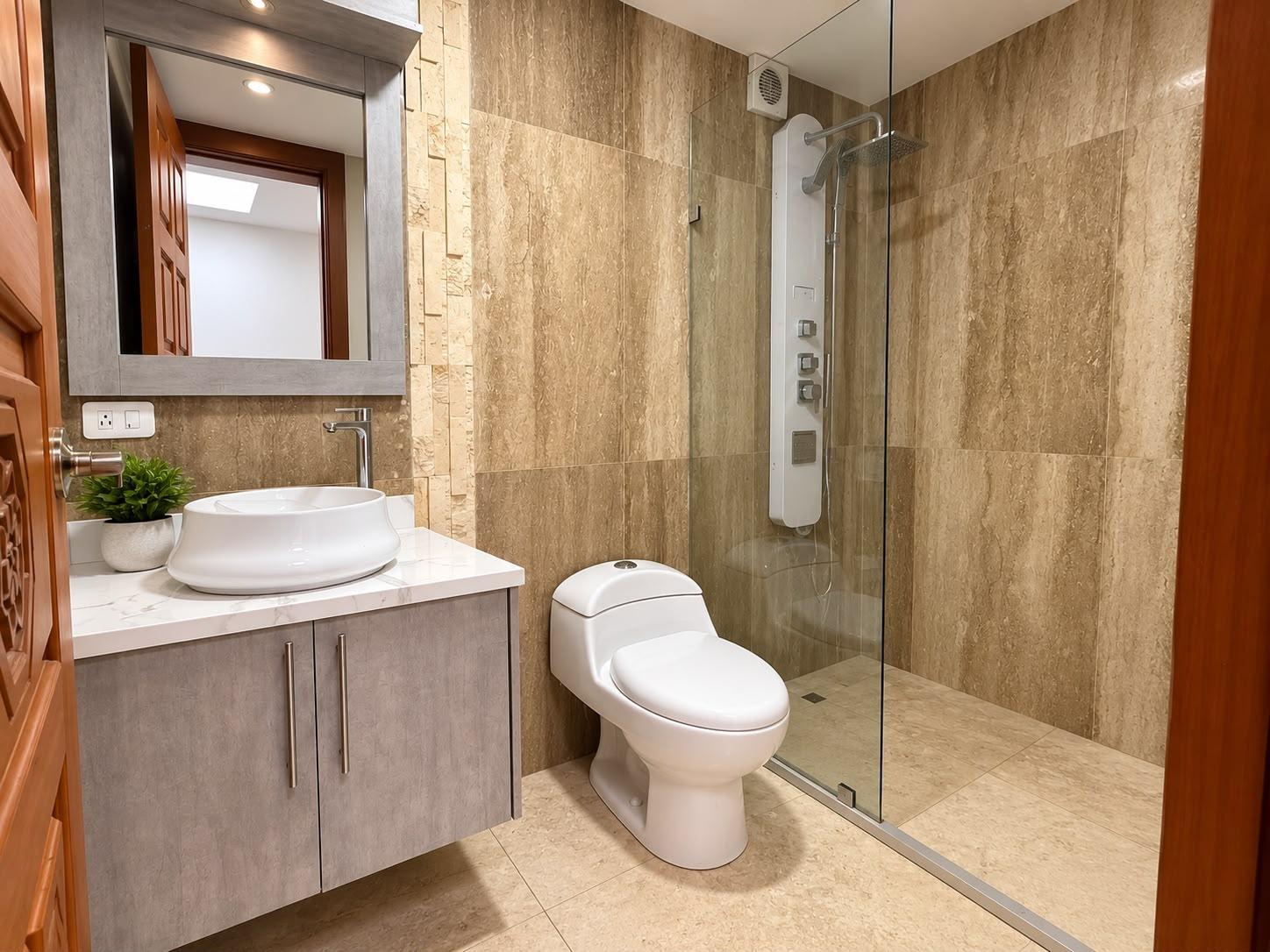 Departamento en alquiler en Pichincha | Quito | Centro Norte, Avenida Portugal y Republica Del Salvador, La Carolina, QUITO, 180 m²