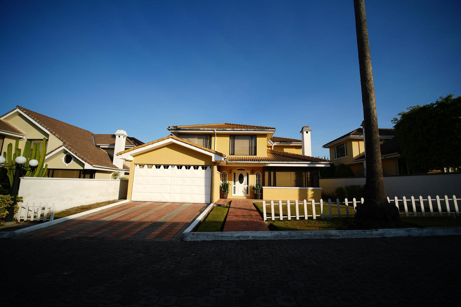 Casa de estilo americano en venta en Tumbaco