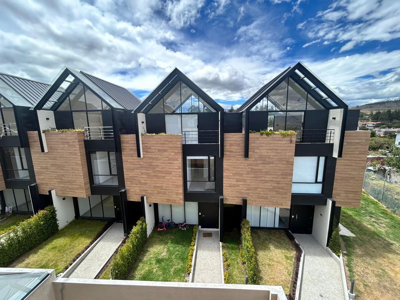 Casa en venta en Pichincha | Quito | Tumbaco, Juan de Larrea, LaTola Alta, Tumbaco 4, 170 m²