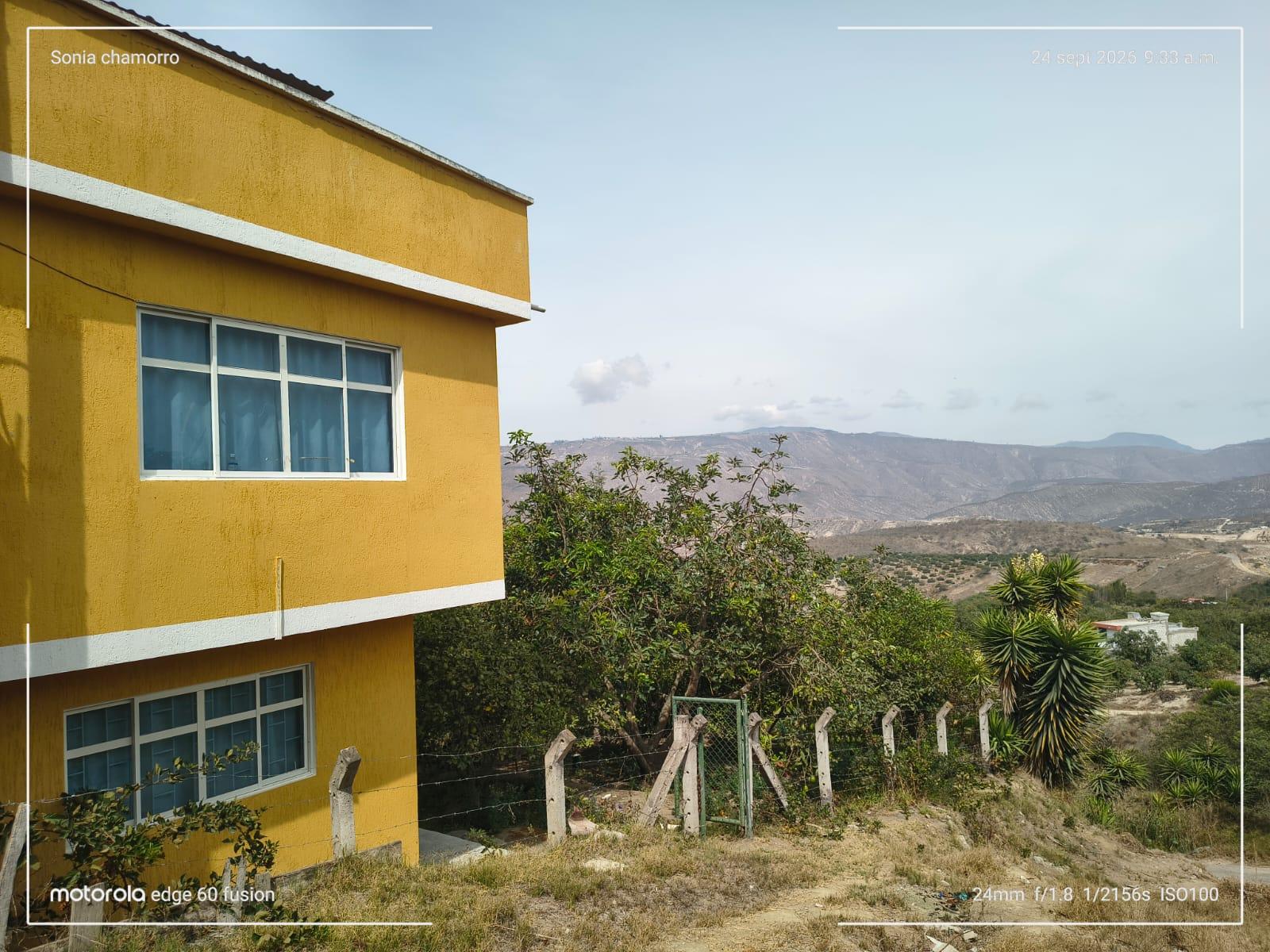 Casa con terreno en venta sector Guayllabamba (Coop La Sofia)