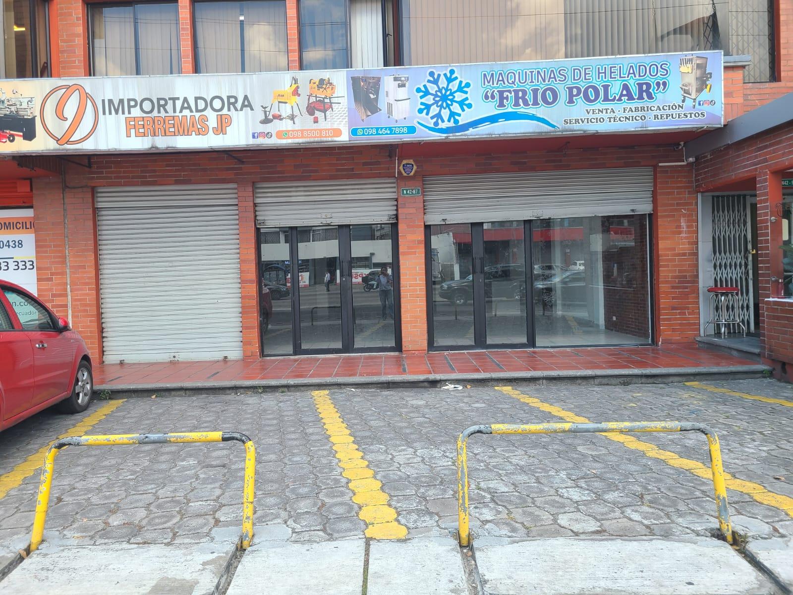 Local Comercial en renta 150m2 2 parqueaderos , 2 baños sector la Y