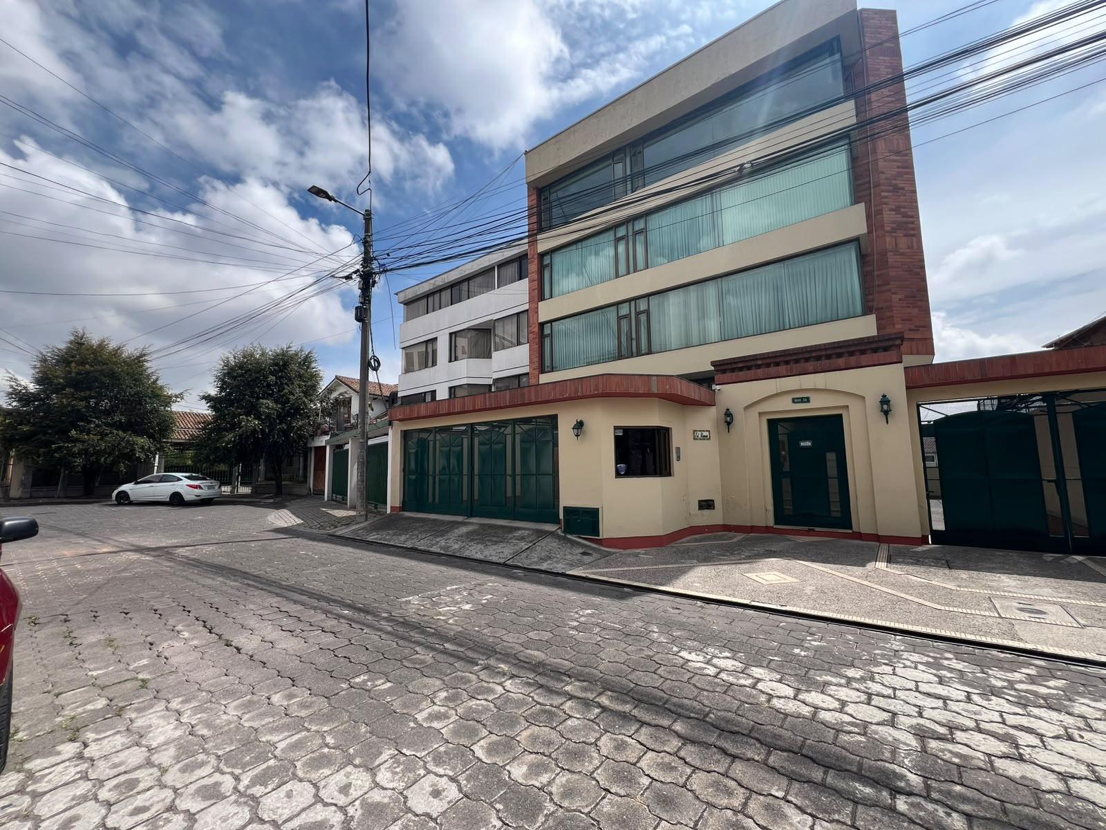 Apartment for rent in Pichincha | Quito | El Bosque, Calle C, 120 m²