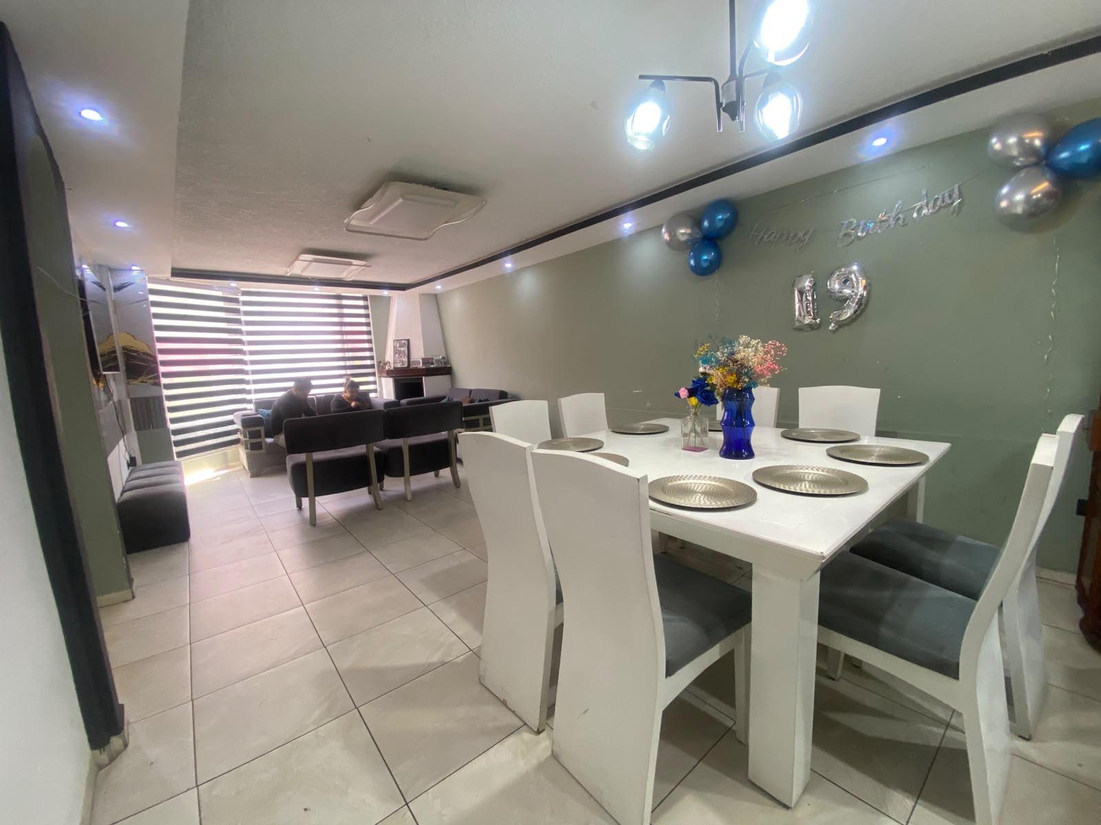 Casa en venta en Pichincha | Quito | El Condado, CASA EN VENTA URBANIZACION EL CONDAD0 147m2, 190 m²