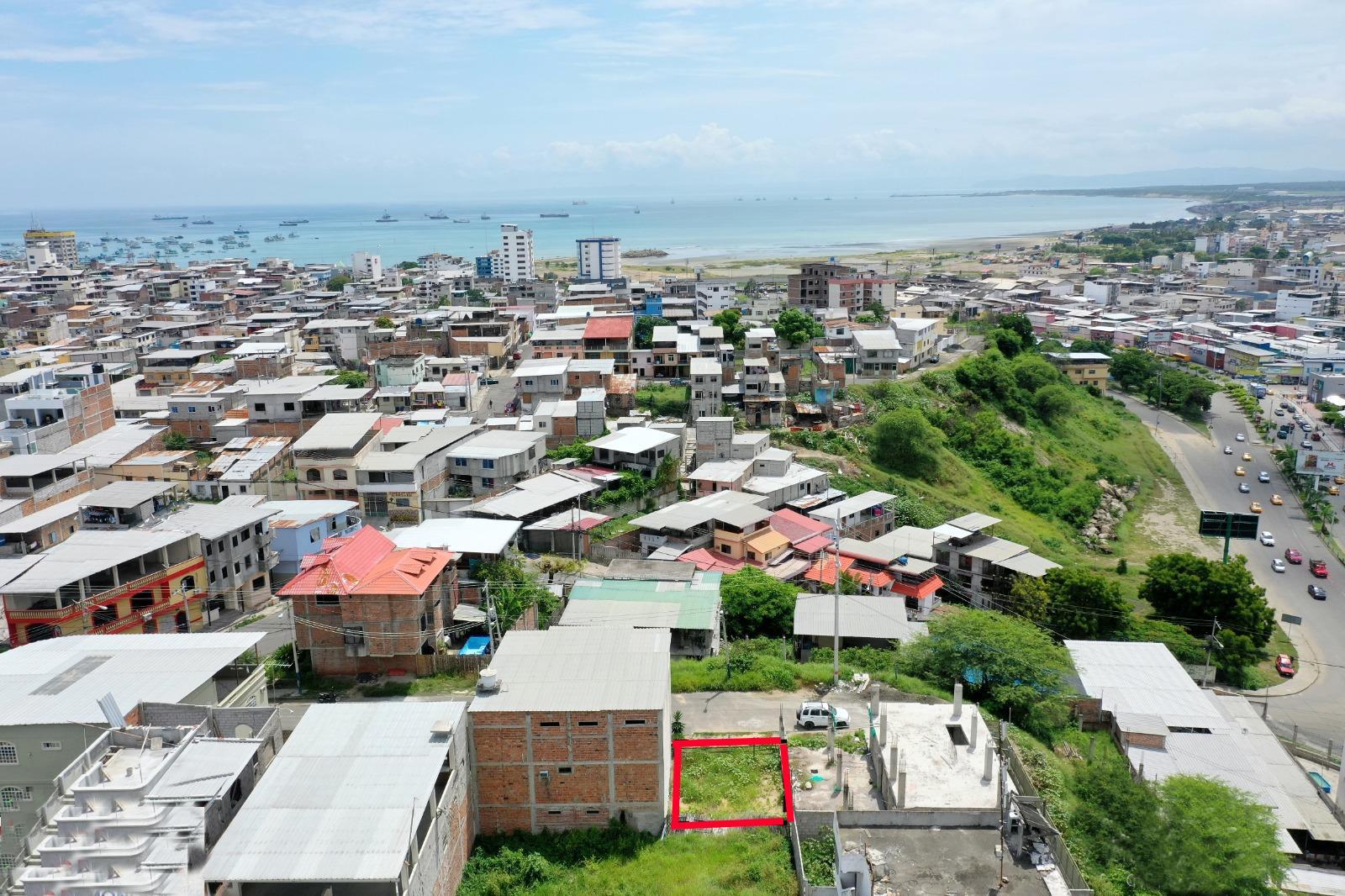 Terreno en venta en Manabí | Manta | Centro de Manta, Barrio La Dolorosa, Calle 7 y 6 av. 20 3