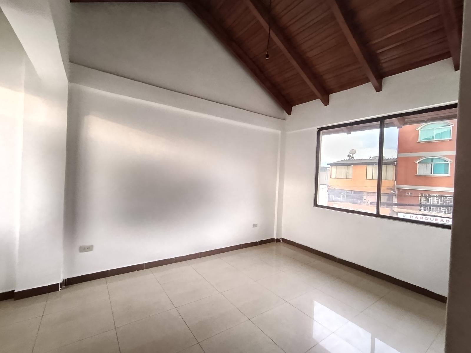 Local en alquiler en Pichincha | Quito | Cumbayá, Cumbayá, Garcia Moreno, 250 m²