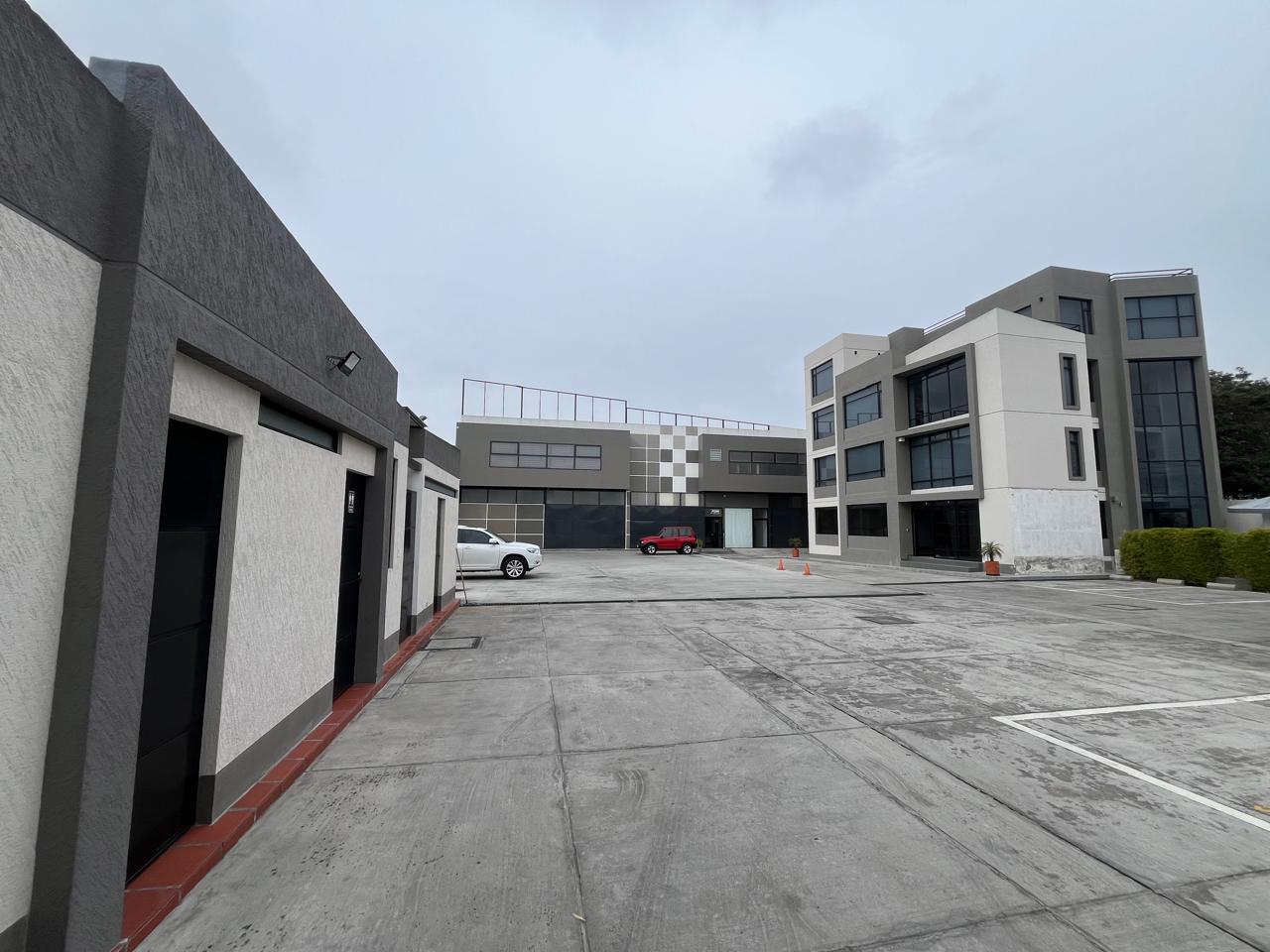 Warehouse for rent in Pichincha | Quito | Calderón, Calle Carán y Geovanny Calle . Calderón, 420 m²