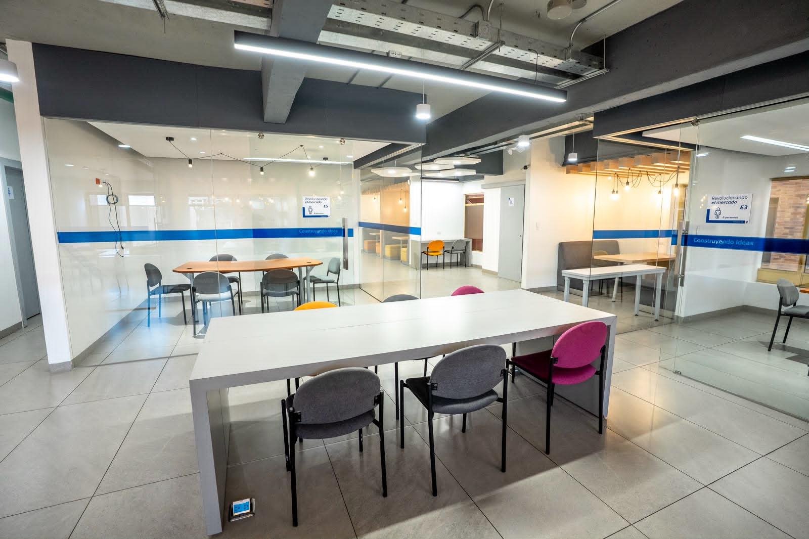 Oficina en alquiler en Pichincha | Quito | República de El Salvador, OFICINA 306.71M2 DE RENTA EN LA REPUBLICA DEL SALVADOR, 307 m²