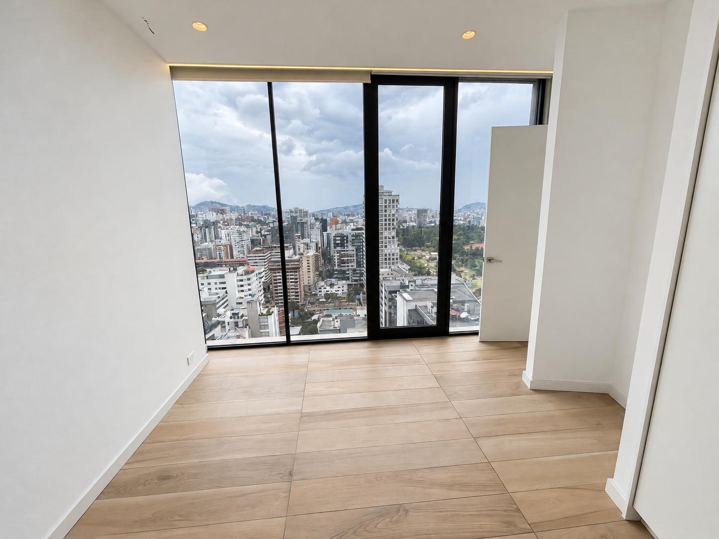 Departamento en alquiler en Pichincha | Quito | La Carolina, Av. Shyris y Suecia, 113 m²