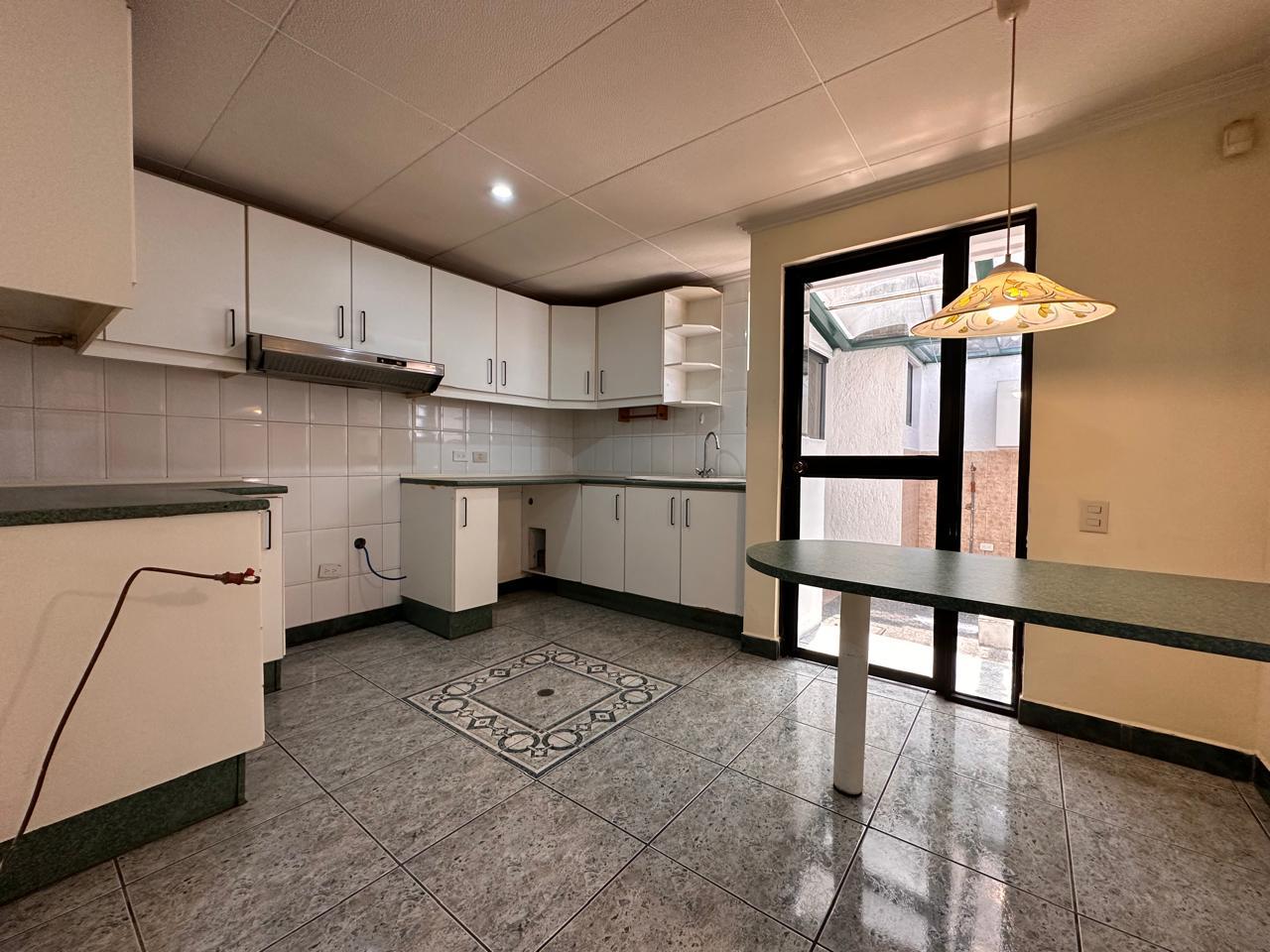 Casa en venta en Pichincha | Quito | Solca, De Los Alamos, 213 m²