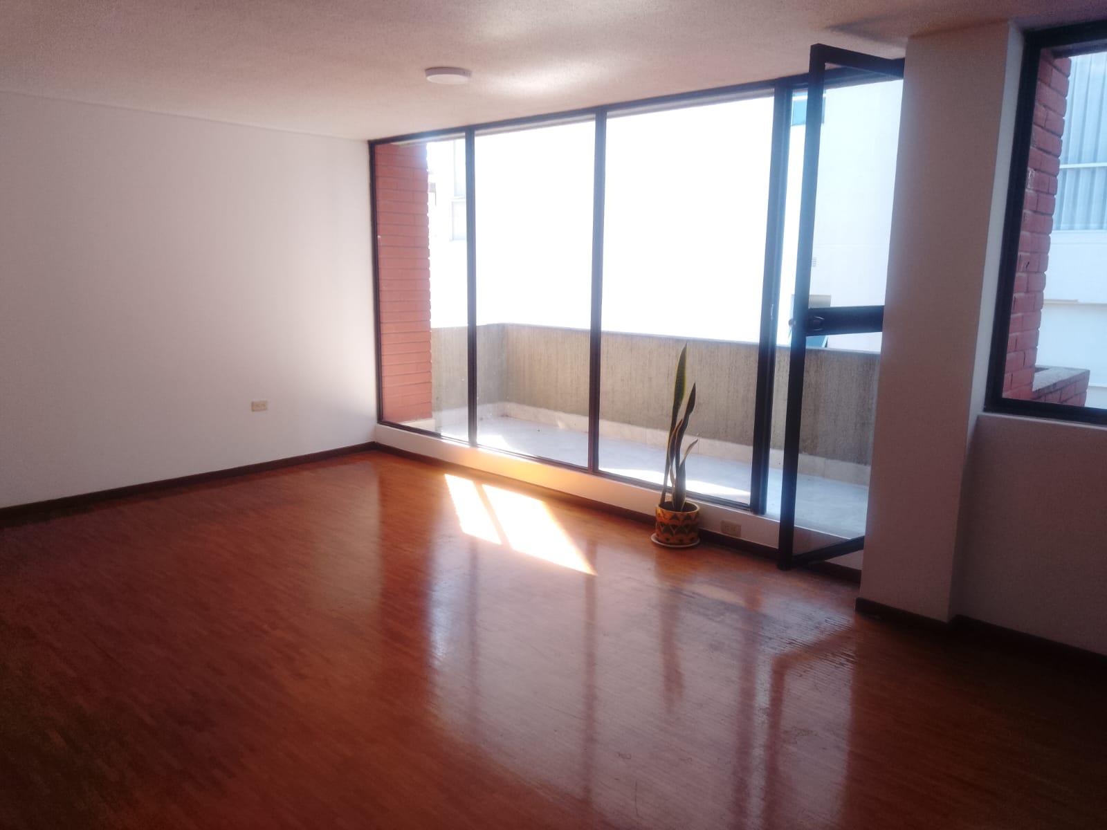 En venta Departamento 3 Hab  Dúplex Remodelado – PRADERA