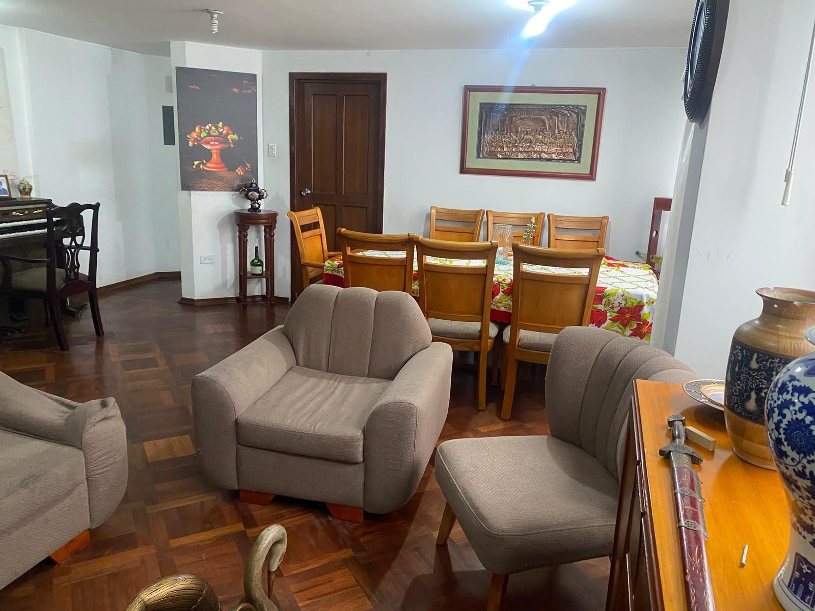 Departamento en venta en Pichincha | Quito | La Carolina, Carolina Departamento 2 HAB para REMODELAR, 103 m²