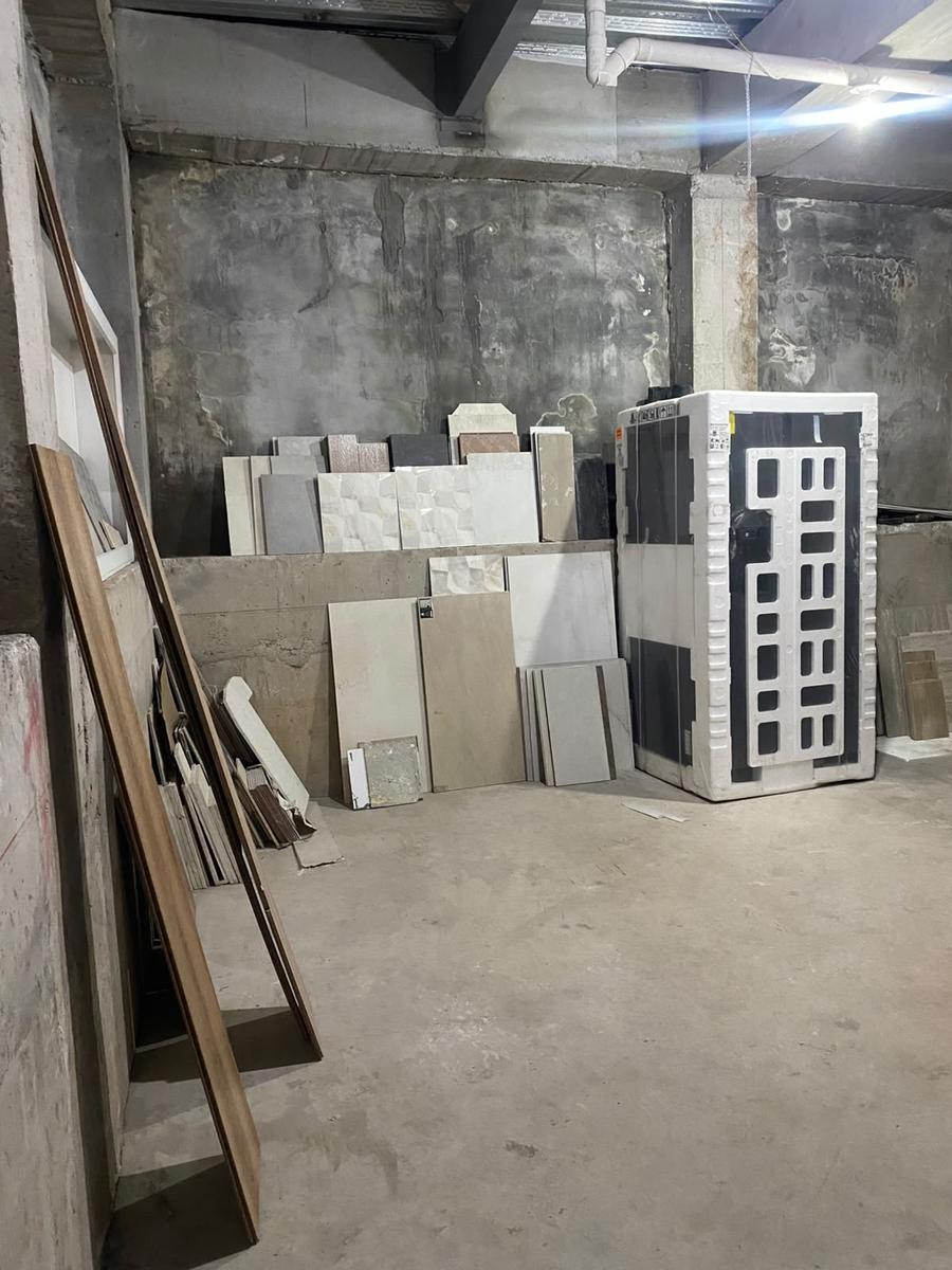 Cochera en venta en Pichincha | Quito | Monteserrín, Jazminez y higueras, 39 m²