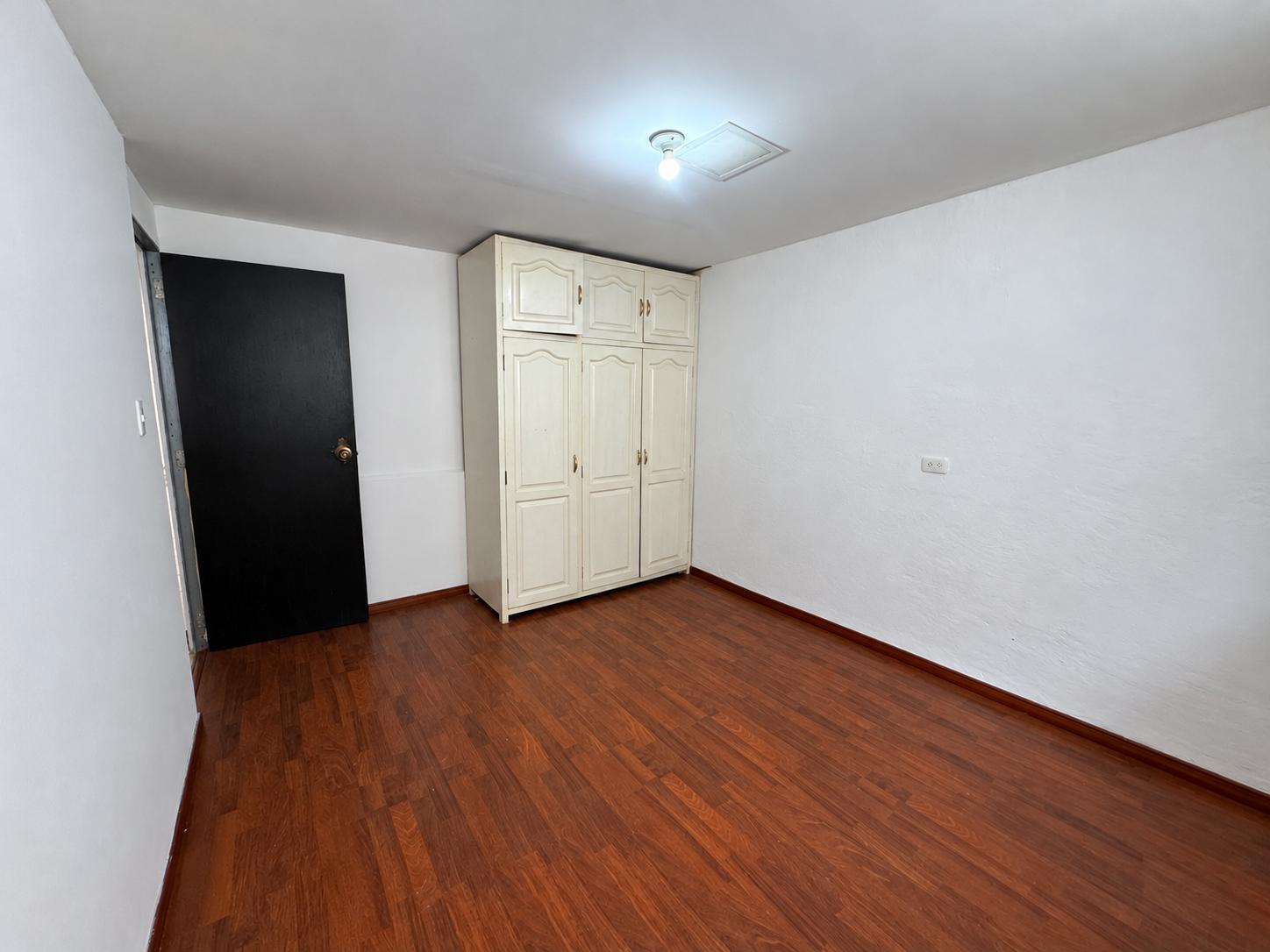 Casa en venta en Pichincha | Quito | El Condado, Pasaje B2 y Calle A N73E, Urbanización Prados del Condado, 124 m²