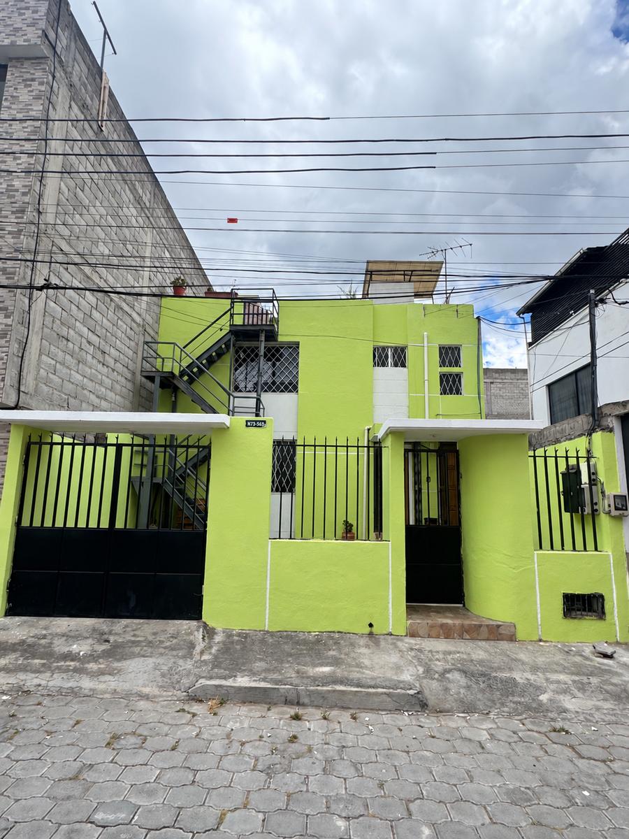 Casa en venta en Urbanización Prados del Condado – Quito