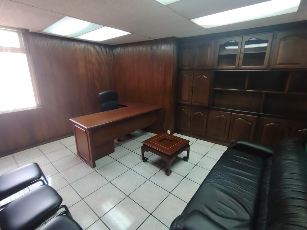 Oficina en alquiler en Pichincha | Quito | La Mariscal, Av. de diciembre y Av.Colón, 28 m²