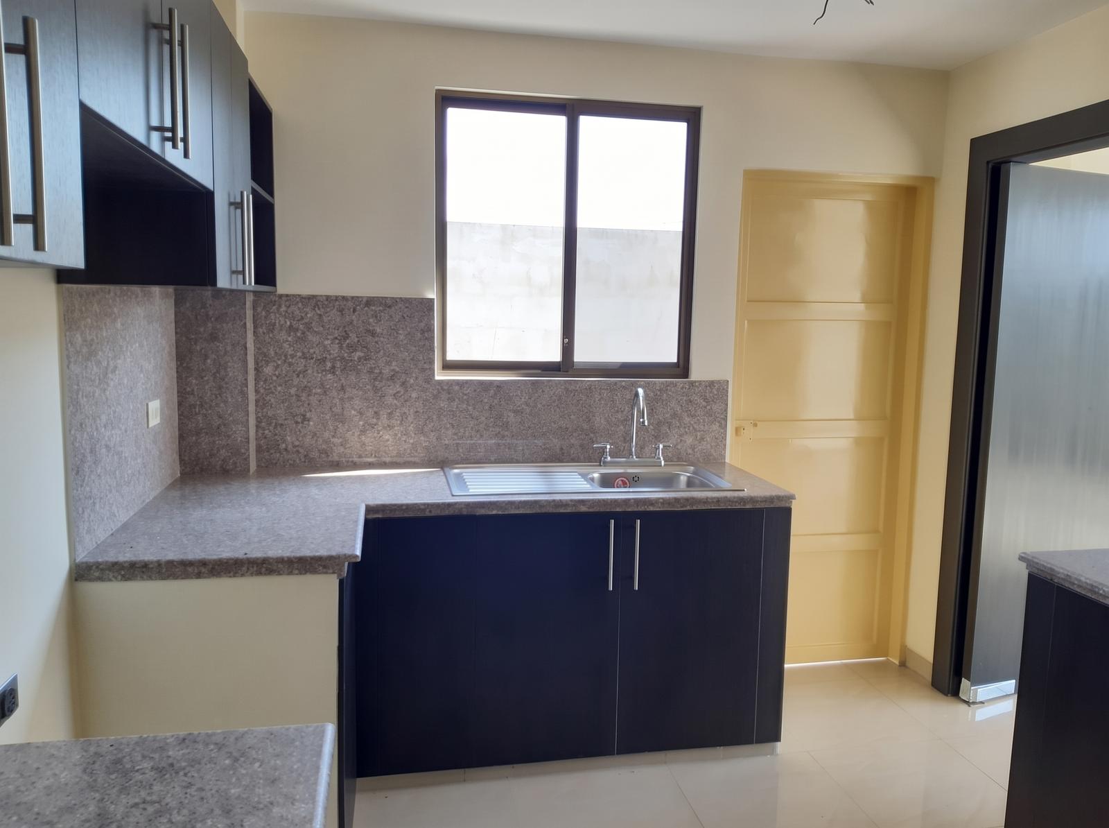 House for sale in Ecuador | Guayas | Daule, Kilómetro 13 vía la T, 161 m²