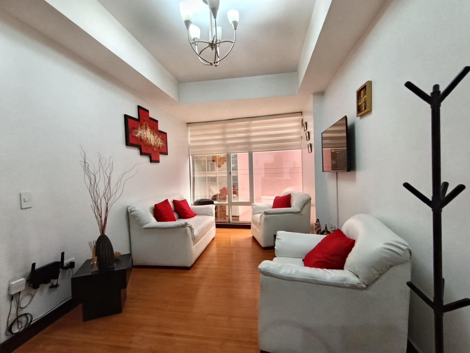 Departamento amoblado 2D 2B con parqueadero · Metroplaza La Carolina