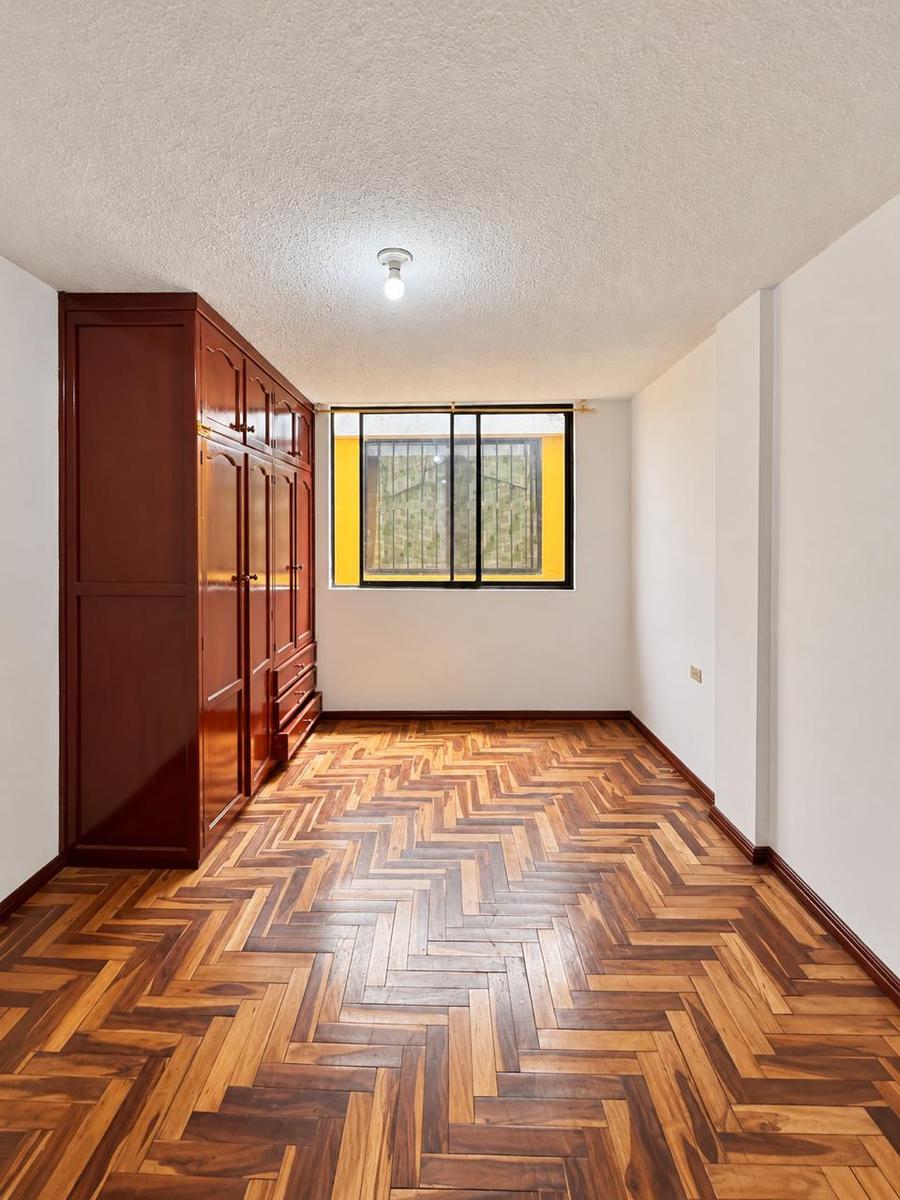 Casa en venta en Pichincha | Quito | Sur de Quito, Álvaro Pérez, parroquia Solanda - Ciudadela Álvaro Pérez, Cooperativa Indoamérica al 208900, 475 m²