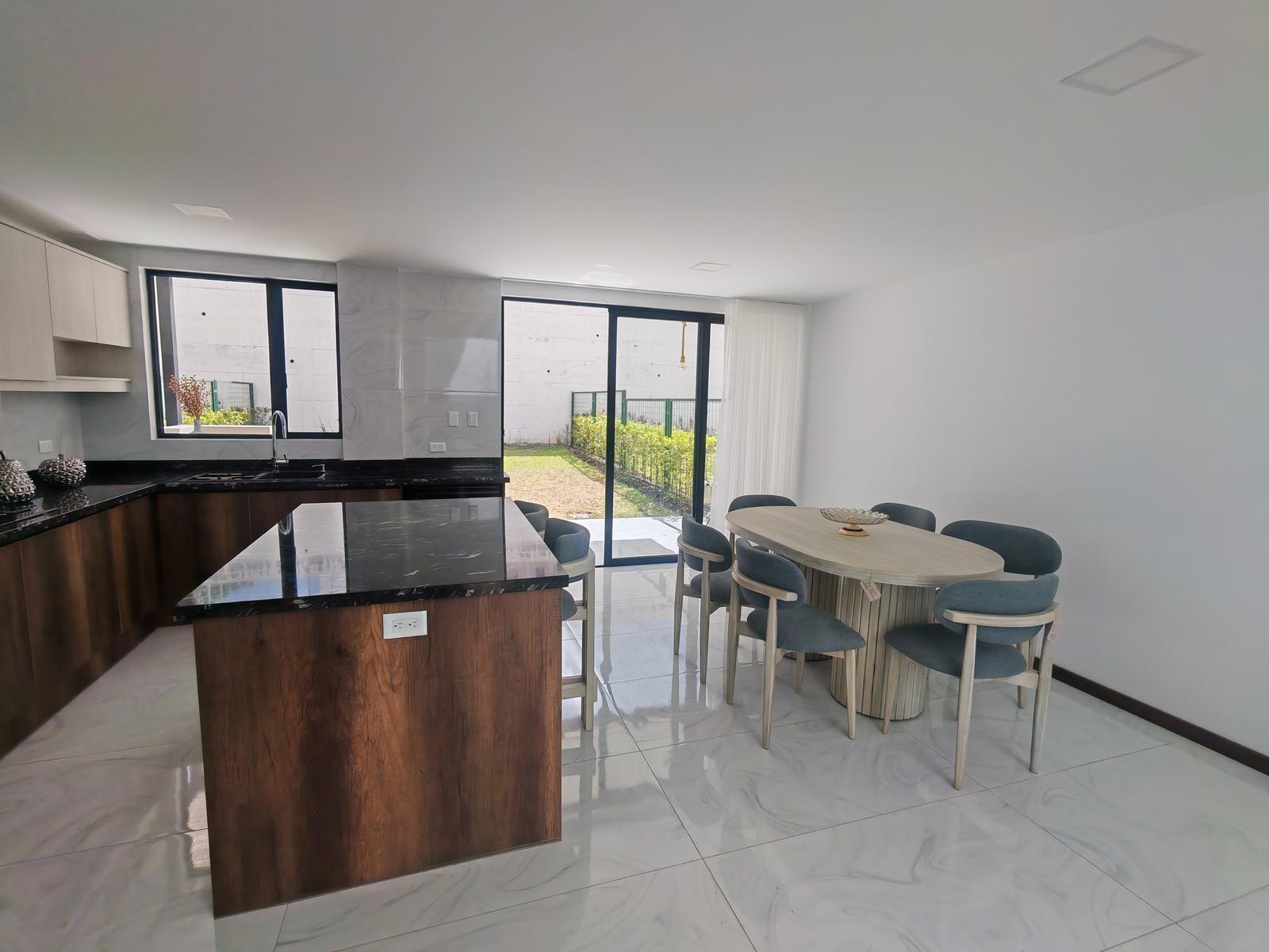 Casa en venta en Pichincha | Quito | Tumbaco, Tumbaco, sector Santa Rosa, calle Martín Velasco, 151 m²