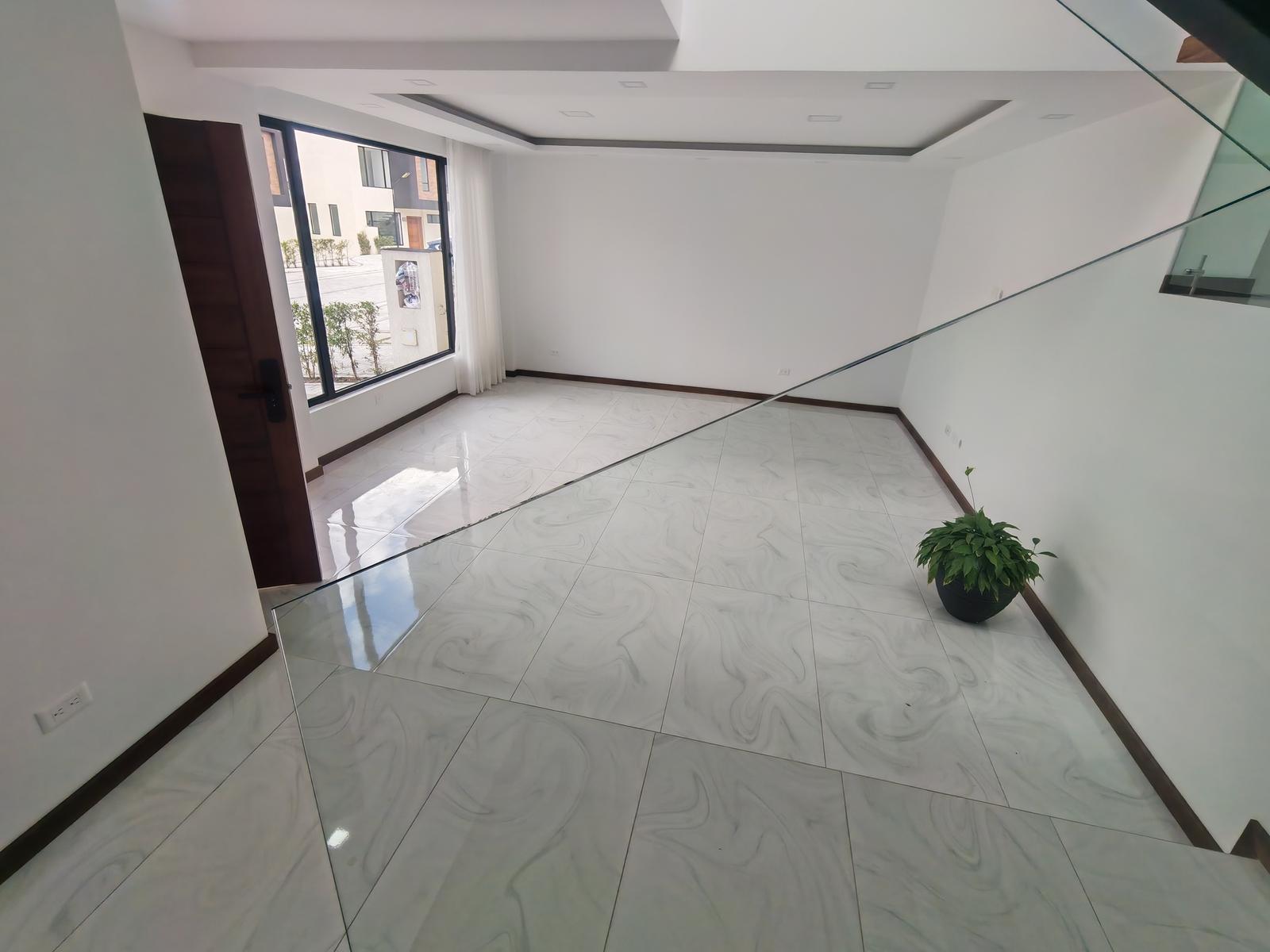 Casa en venta en Pichincha | Quito | Tumbaco, Tumbaco, sector Santa Rosa, calle Martín Velasco, 151 m²