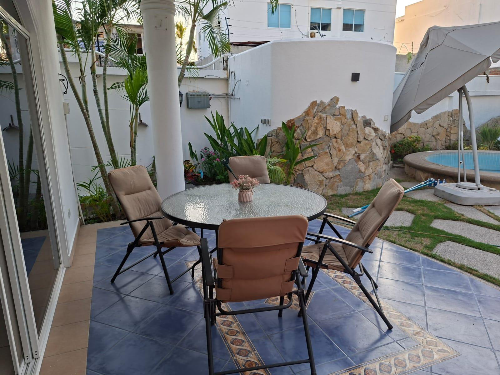 Casa en alquiler en Manabí | Manta | Sur de Manta, Umiña 2, 250 m²