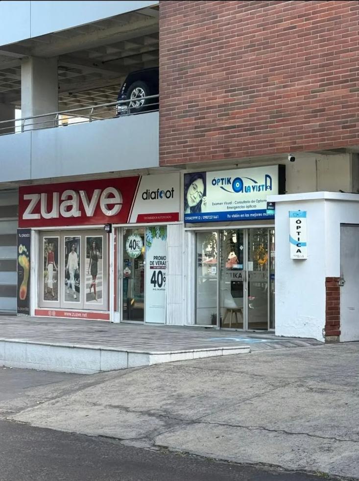 LOCAL COMERCIAL ESQUINERO EN VENTA – SECTOR CLÍNICA PICHINCHA, QUITO