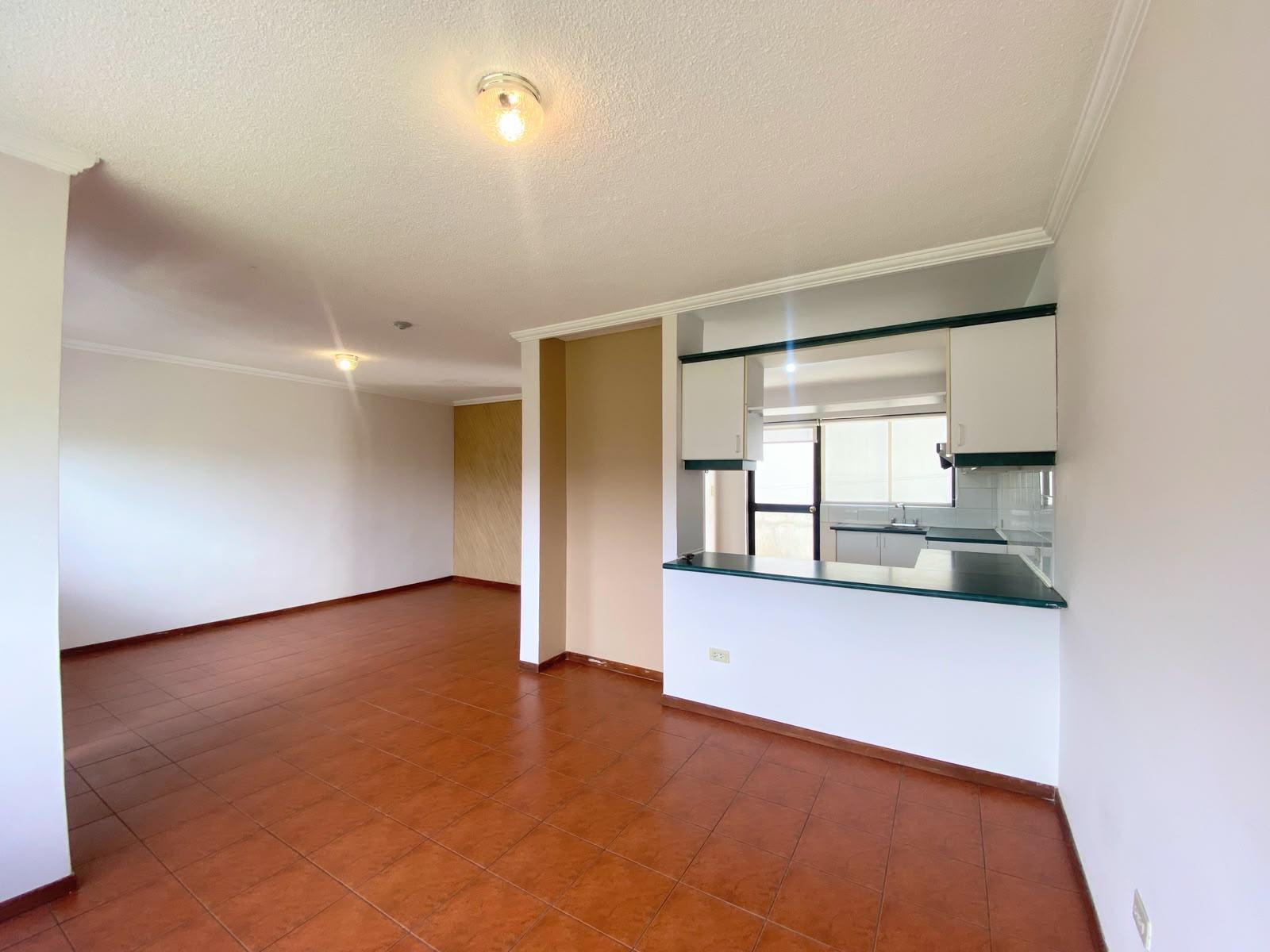 Casa en alquiler en Pichincha | Quito | Pusuqui, Manuel Cordoba Galarza/ sector Pusuqui / cjto 2H, 90 m²