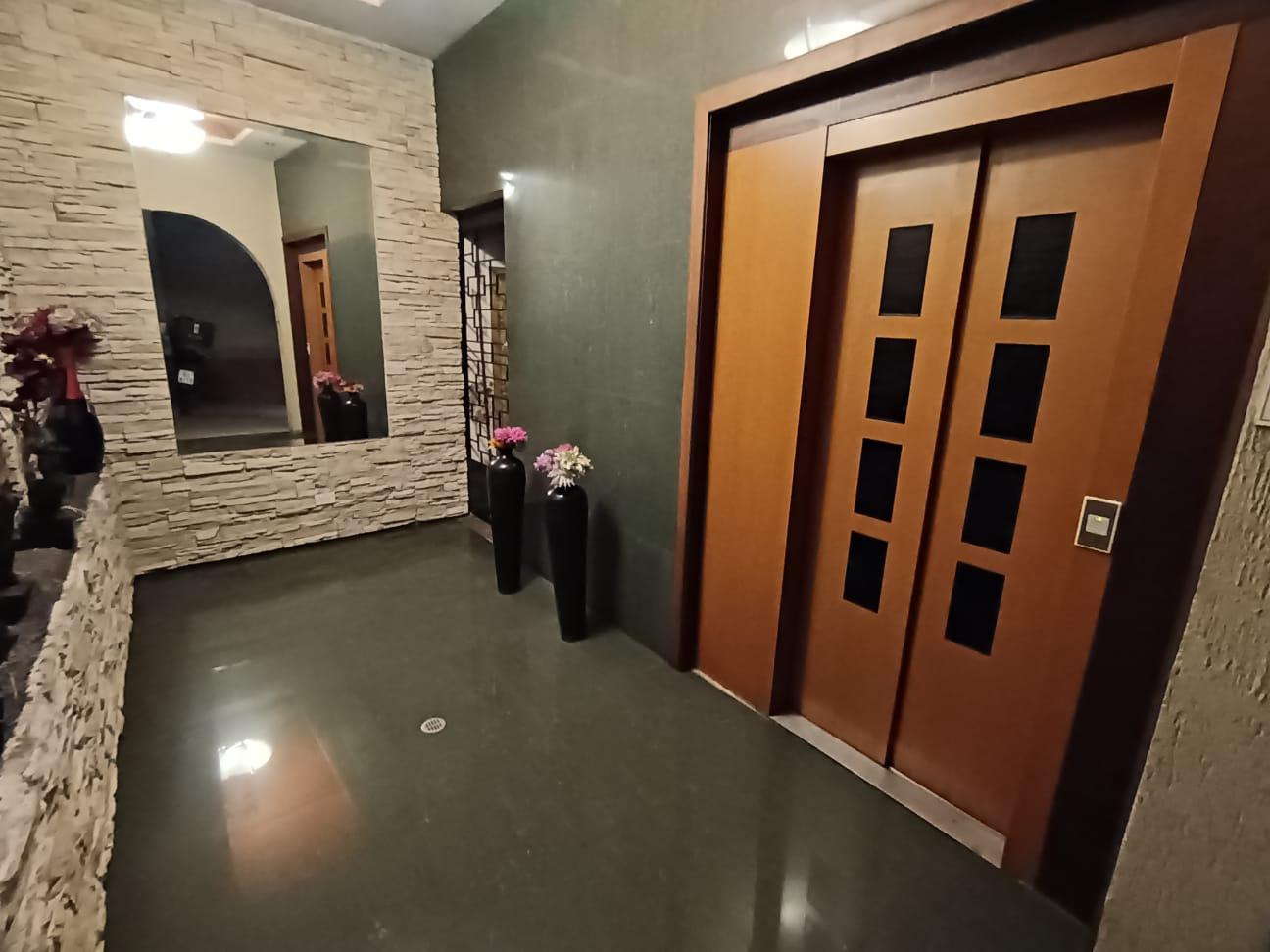 Commercial building for sale in Pichincha | Quito | Mariana de Jesús, Av. 10 DE AGOSTO Y MARIANA DE JESUS, 563 m²