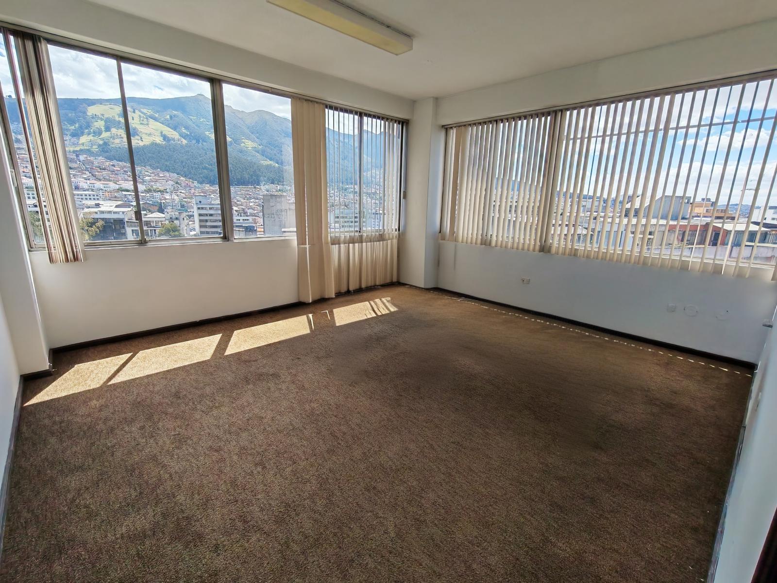 Office for rent in Pichincha | Quito | Norte de Quito, 6 de diciembre y luis sodiro, 45 m²