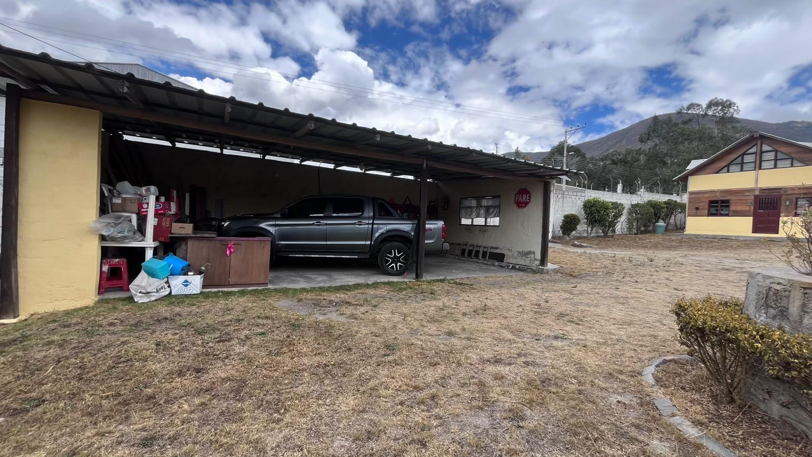 Casa en venta en Pichincha | Quito | Mitad del Mundo, calle los cedros al 8800