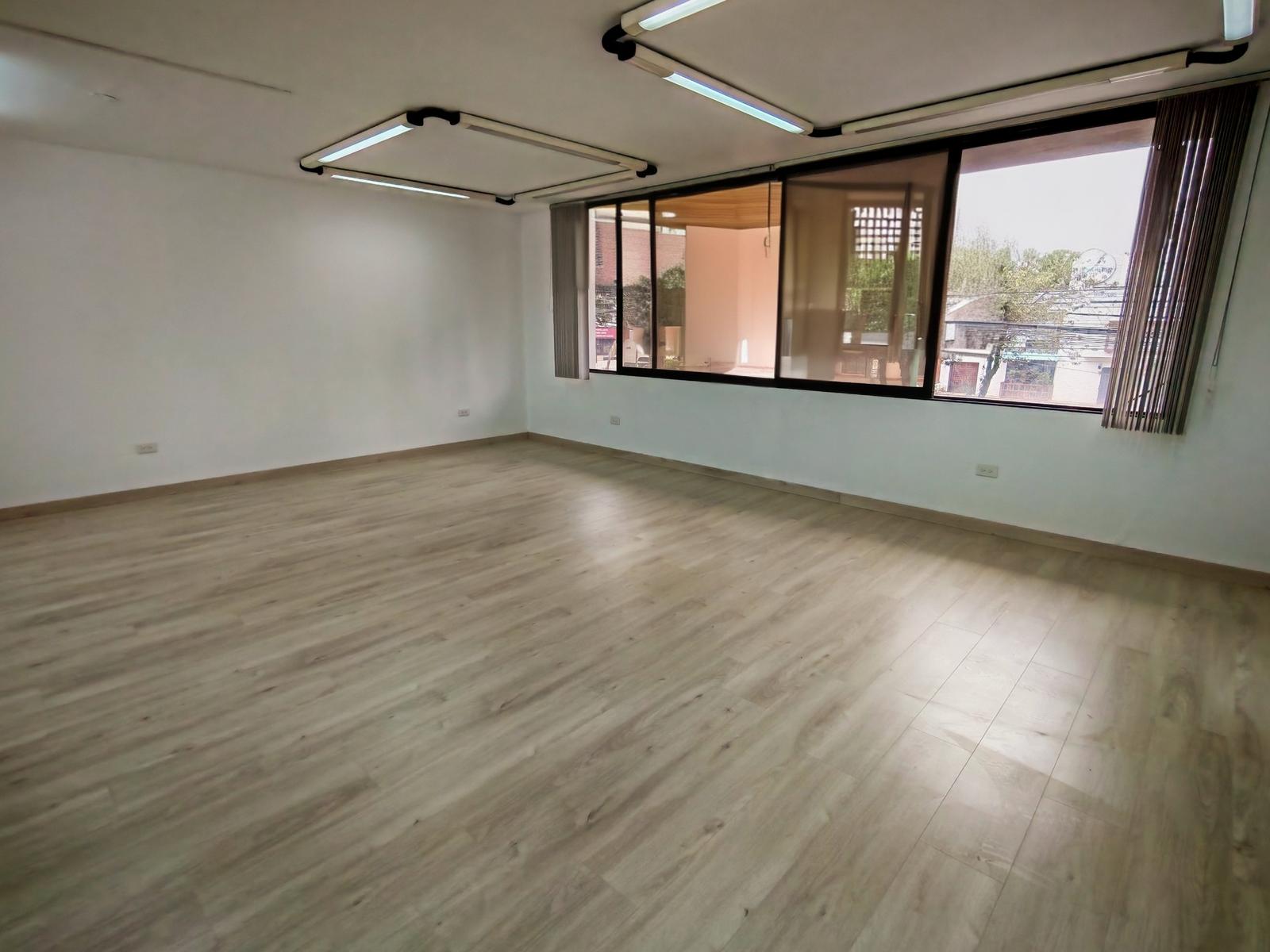 Office for rent in Pichincha | Quito | La Carolina, eloy alfaro y de los shyris, 121 m²