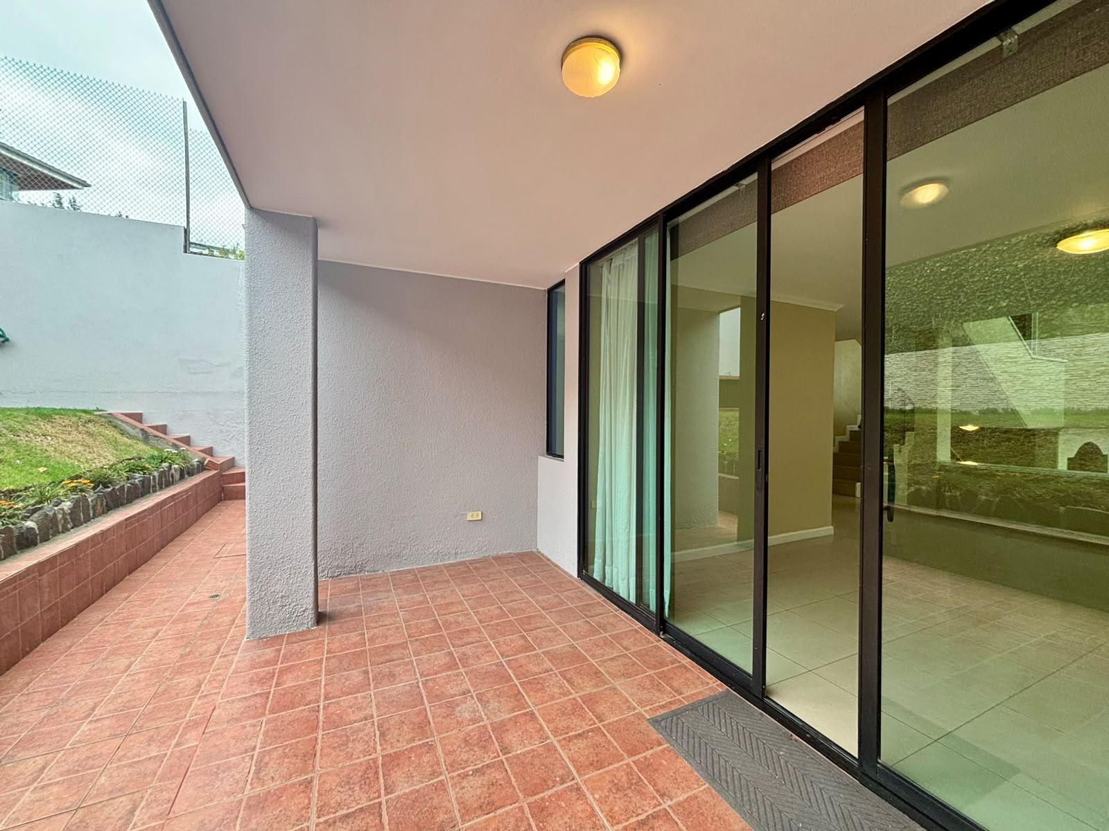 Casa en venta en Pichincha | Quito | Miravalle, UrbanizaciUrbanización Miravalle 4ón Miravalle 4, 431 m²