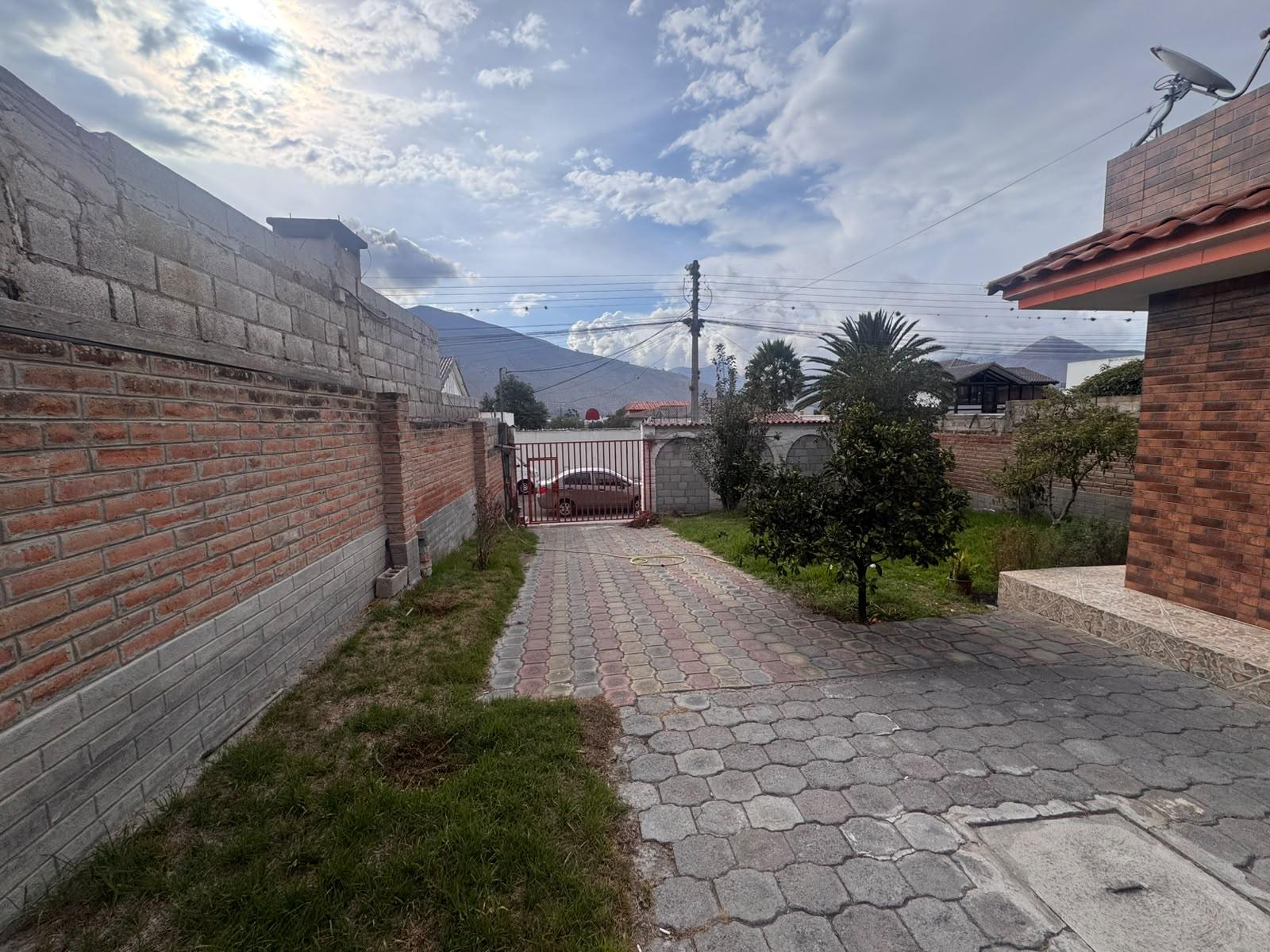 House for sale in Pichincha | Quito | Pomasqui, Pomasqui Urbanización LDU, 171 m²