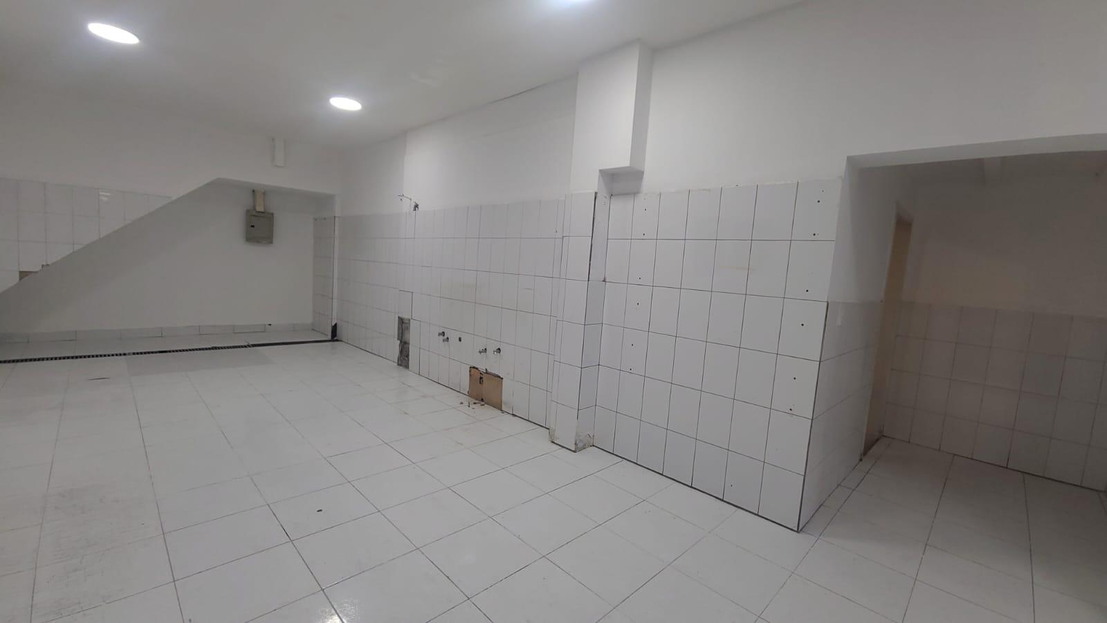 Bodega en alquiler en Pichincha | Quito | Norte de Quito, Vozandes y Mariano Echeverria, 220 m²