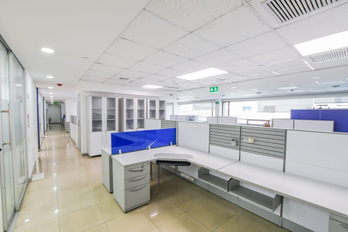 Oficina en venta en Pichincha | Quito | Jipijapa, Av. Amazonas &Rio Coca Edificio Eteco, 1717 ha