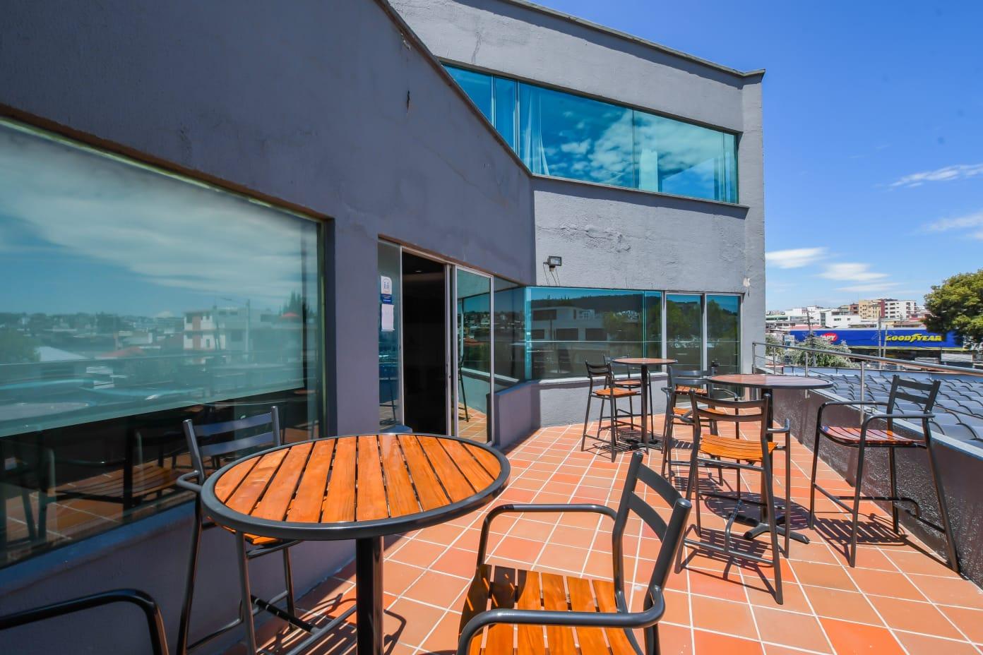 Oficina en venta en Pichincha | Quito | Jipijapa, Av. Amazonas &Rio Coca Edificio Eteco, 1717 ha