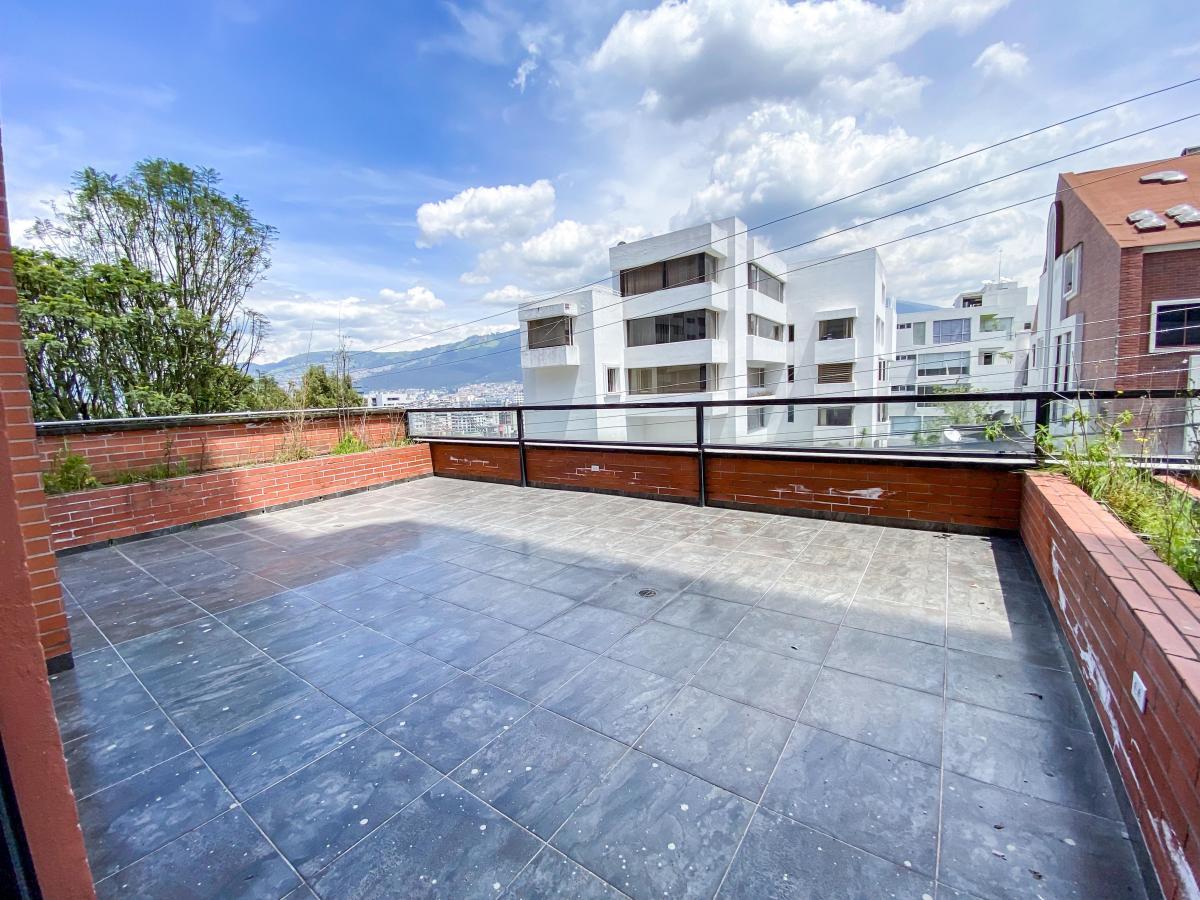 Apartment for Sale in LA PAZ Sector with Private Terrace and Patio 3