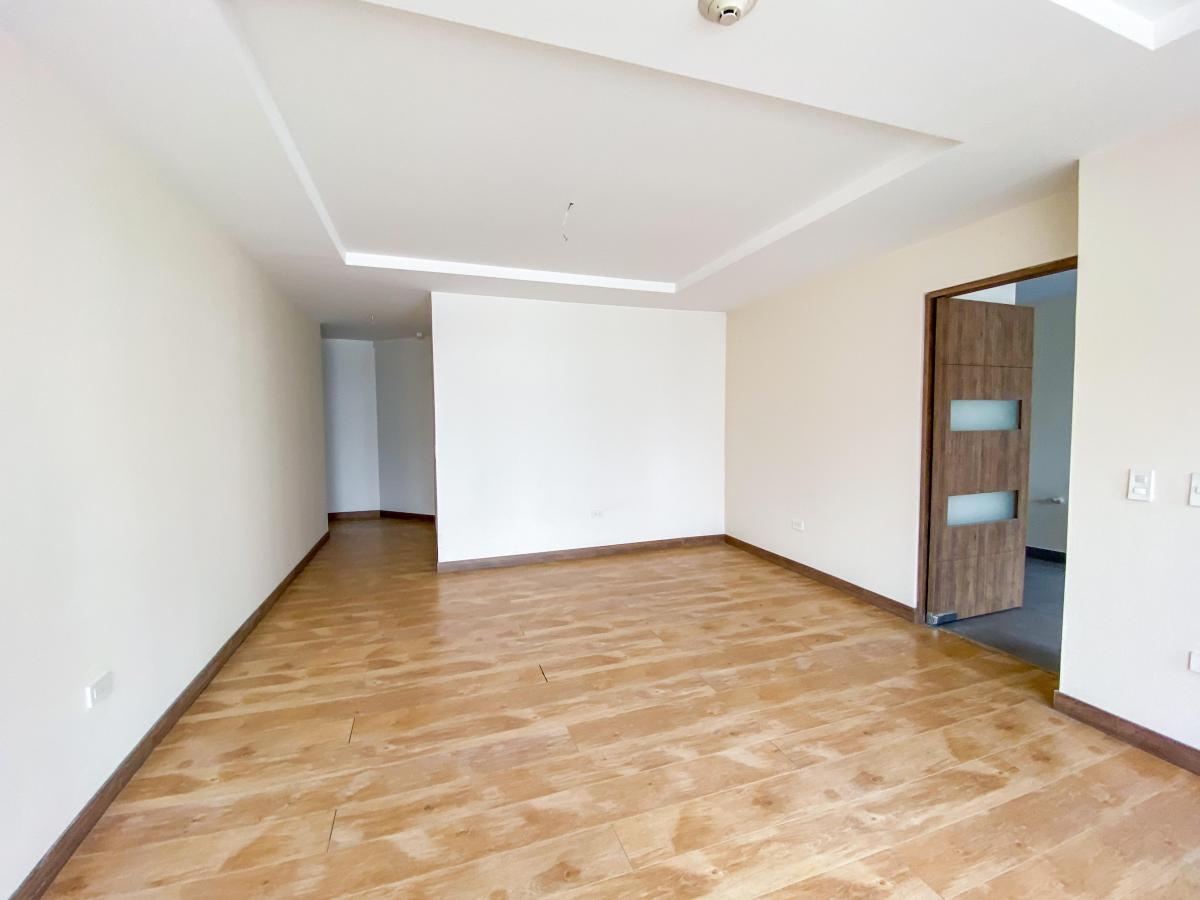 Apartment for Sale in LA PAZ Sector with Private Terrace and Patio 4