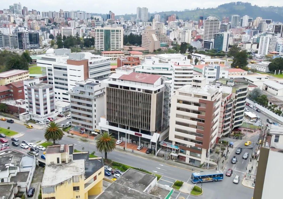 Oficina en venta en Pichincha | Quito | Iñaquito Alto, AV ELOY ALFARO Y 9 DE OCTUBRE, 408 ha