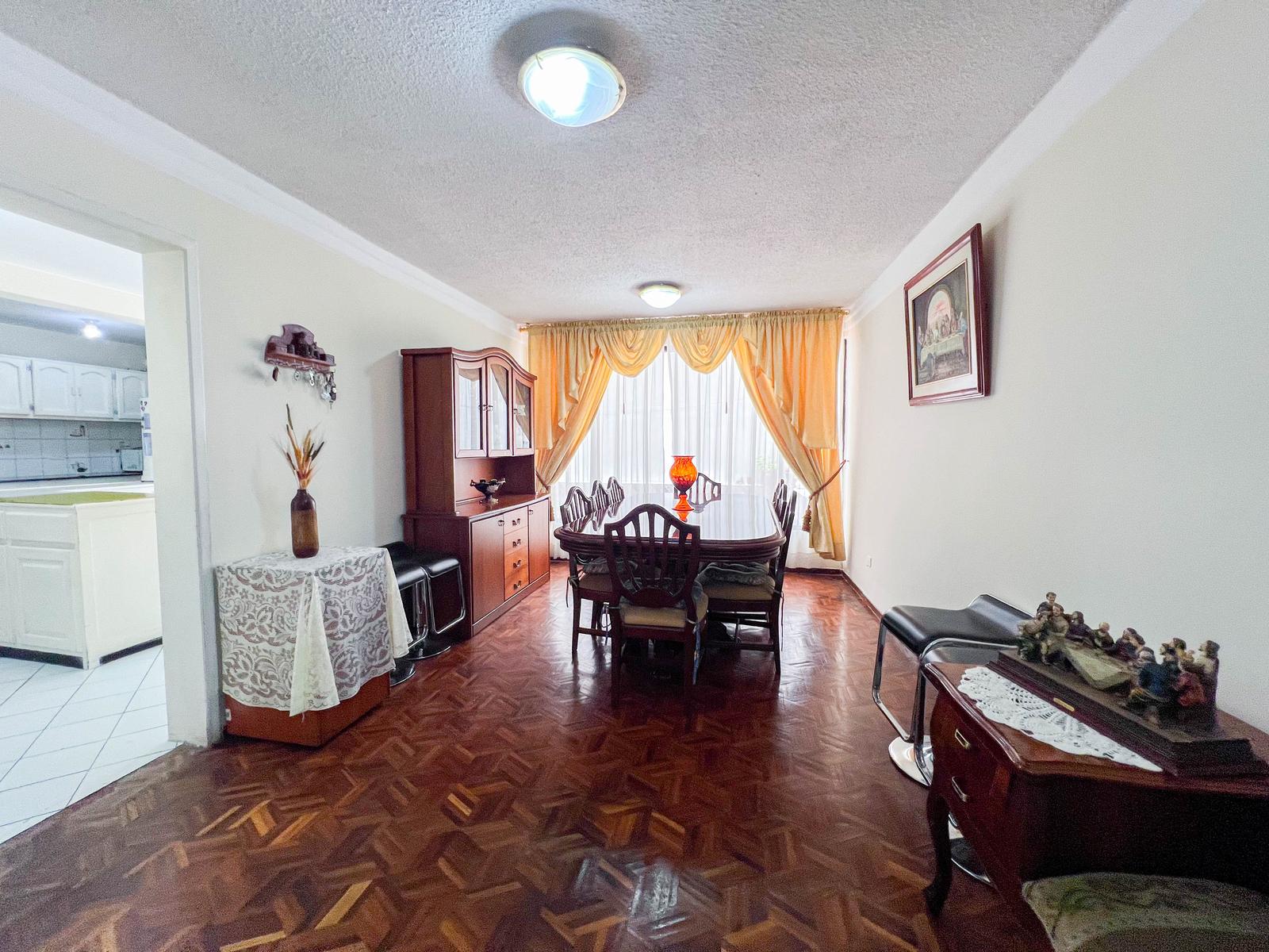 Casa en venta en Pichincha | Quito | El Bosque, Av. del Parque El Bosque, 295 ha