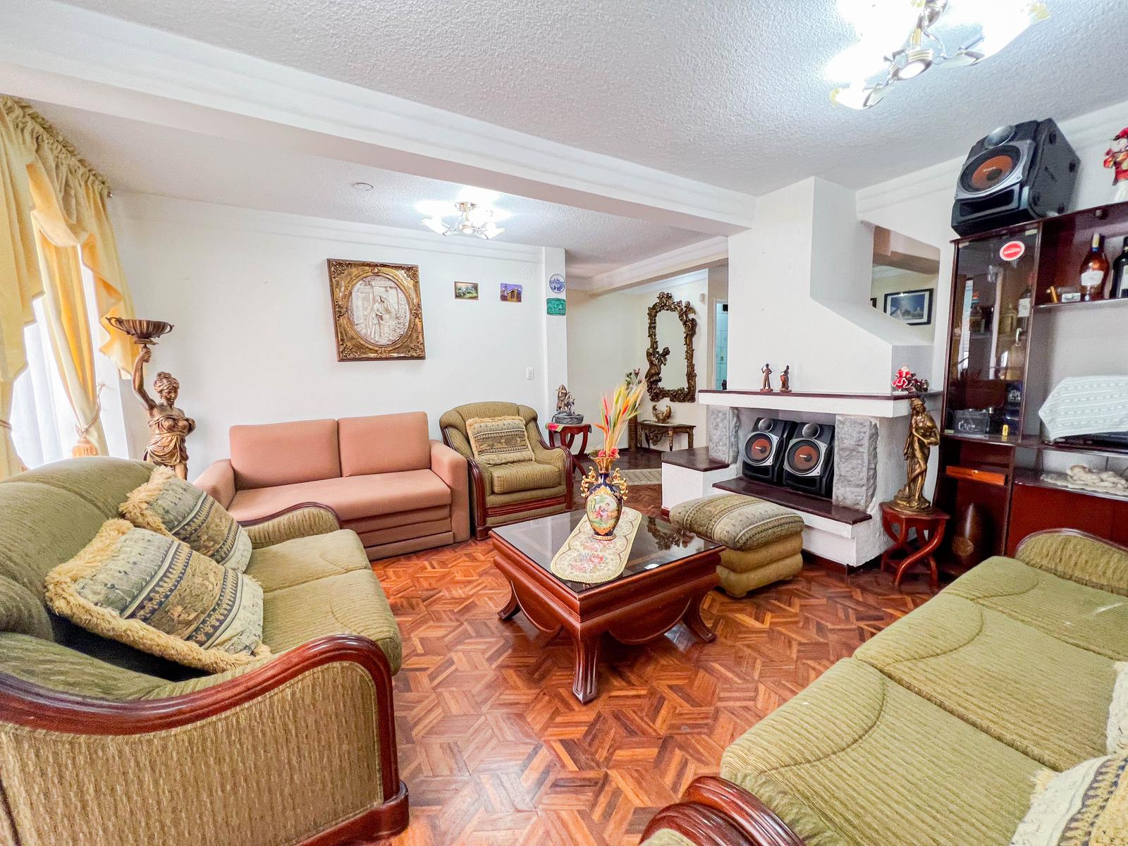 Casa en venta en Pichincha | Quito | El Bosque, Av. del Parque El Bosque, 295 ha